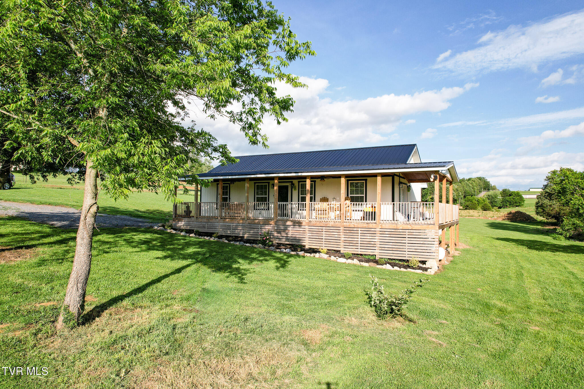 114 Adam And Corby Rd Property Photo 1