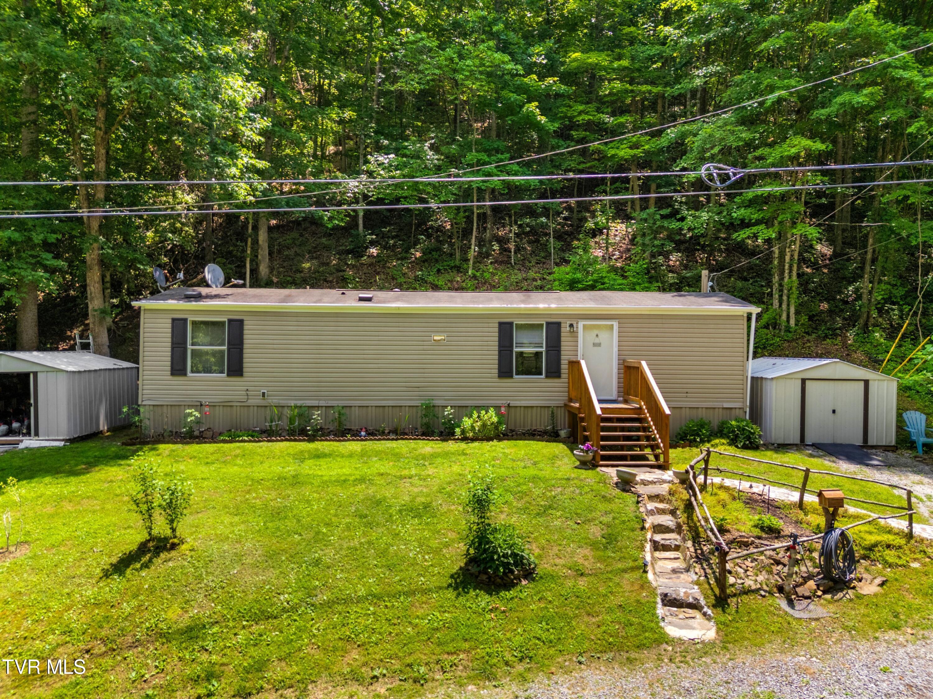 904 Briar Fork Road Property Photo 1