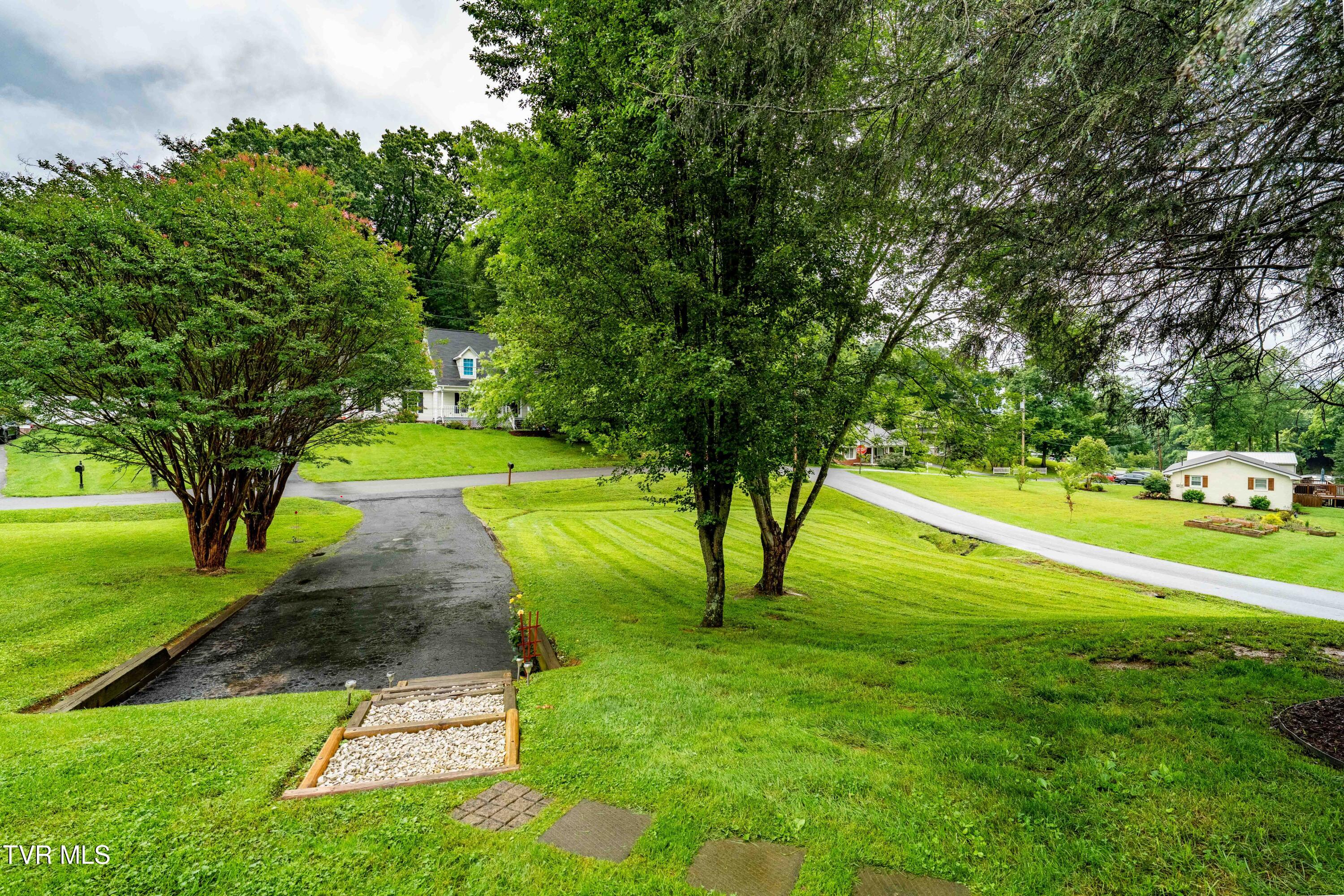 119 Woodland Drive Property Photo 11