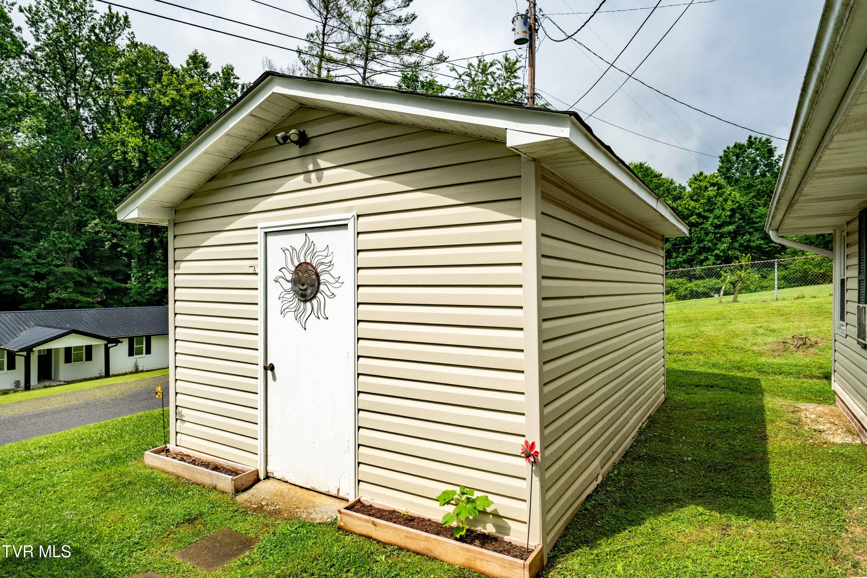 119 Woodland Drive Property Photo 13