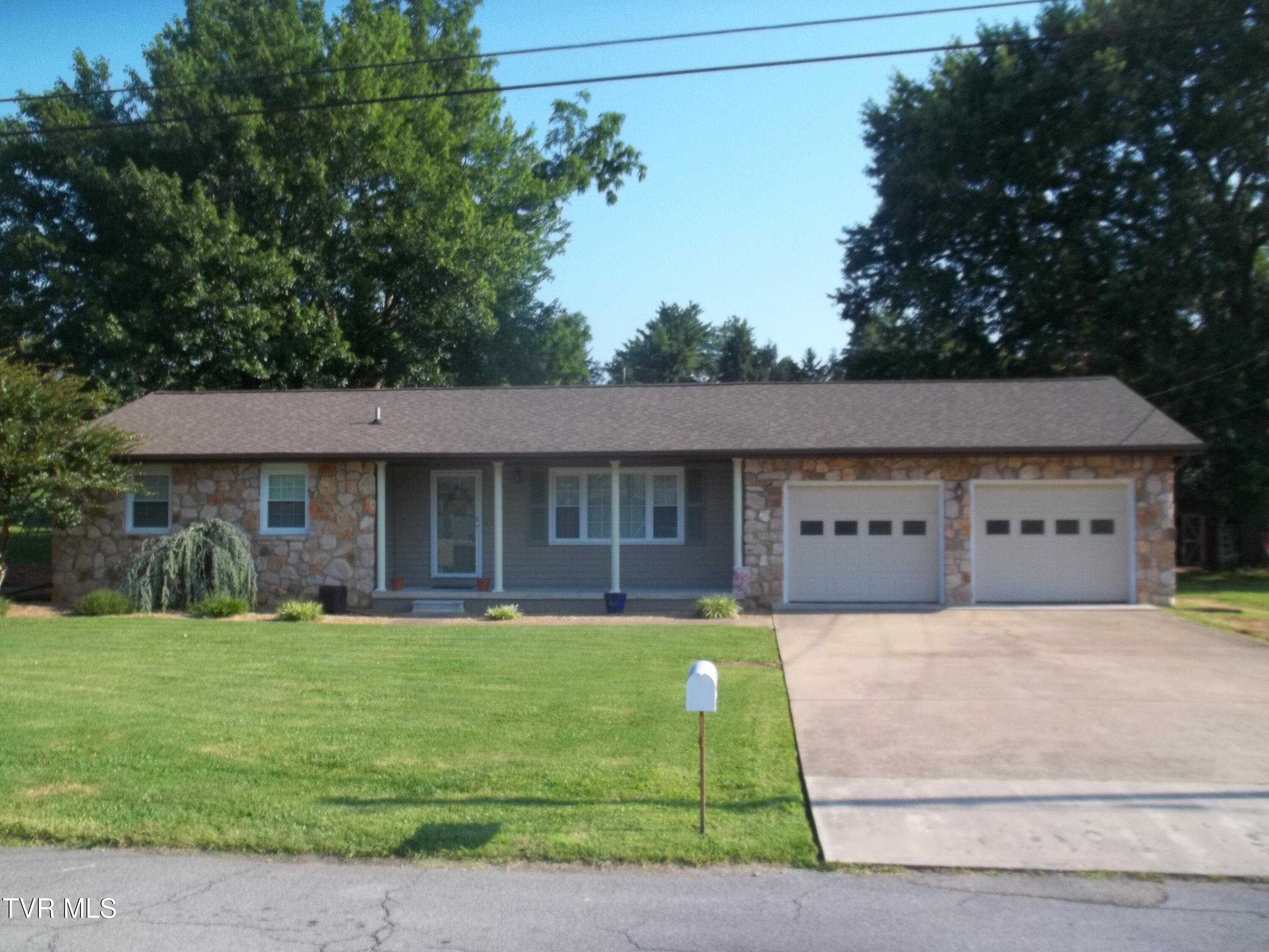 537 Wilson Street Property Photo 1