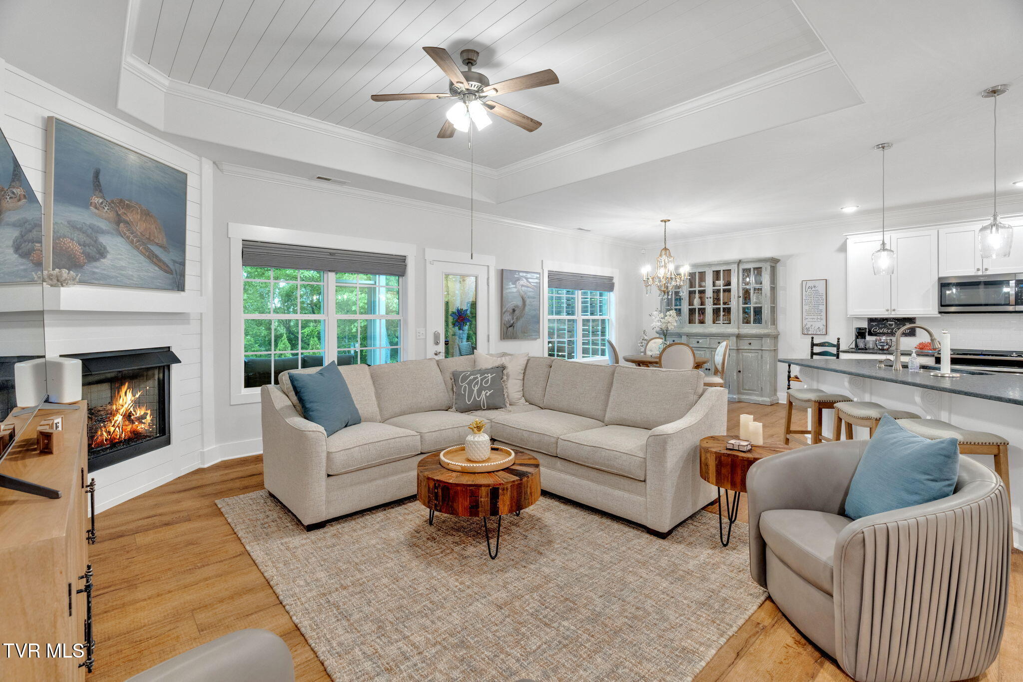 365 English Ivy Trail Property Photo 5