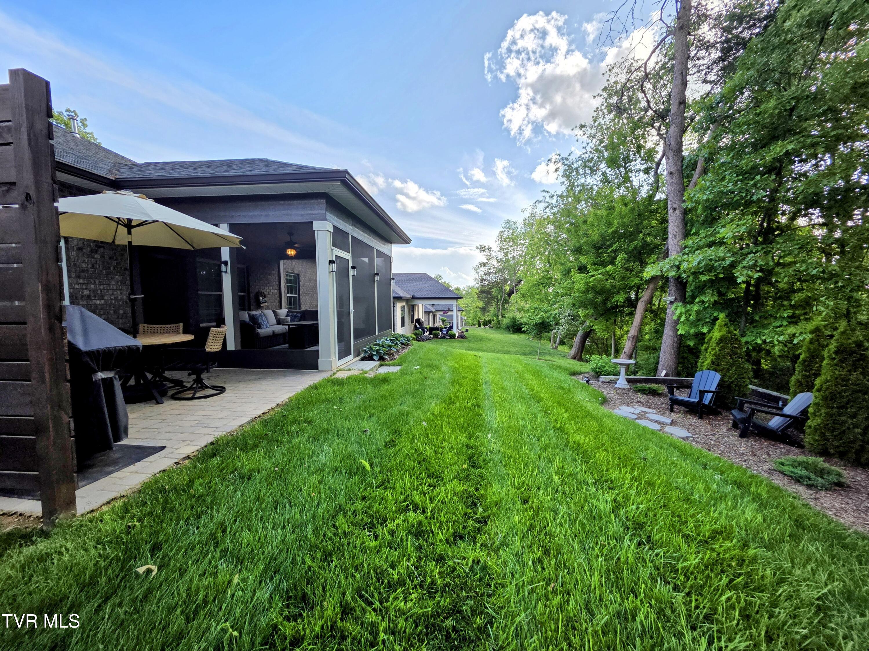 365 English Ivy Trail Property Photo 35