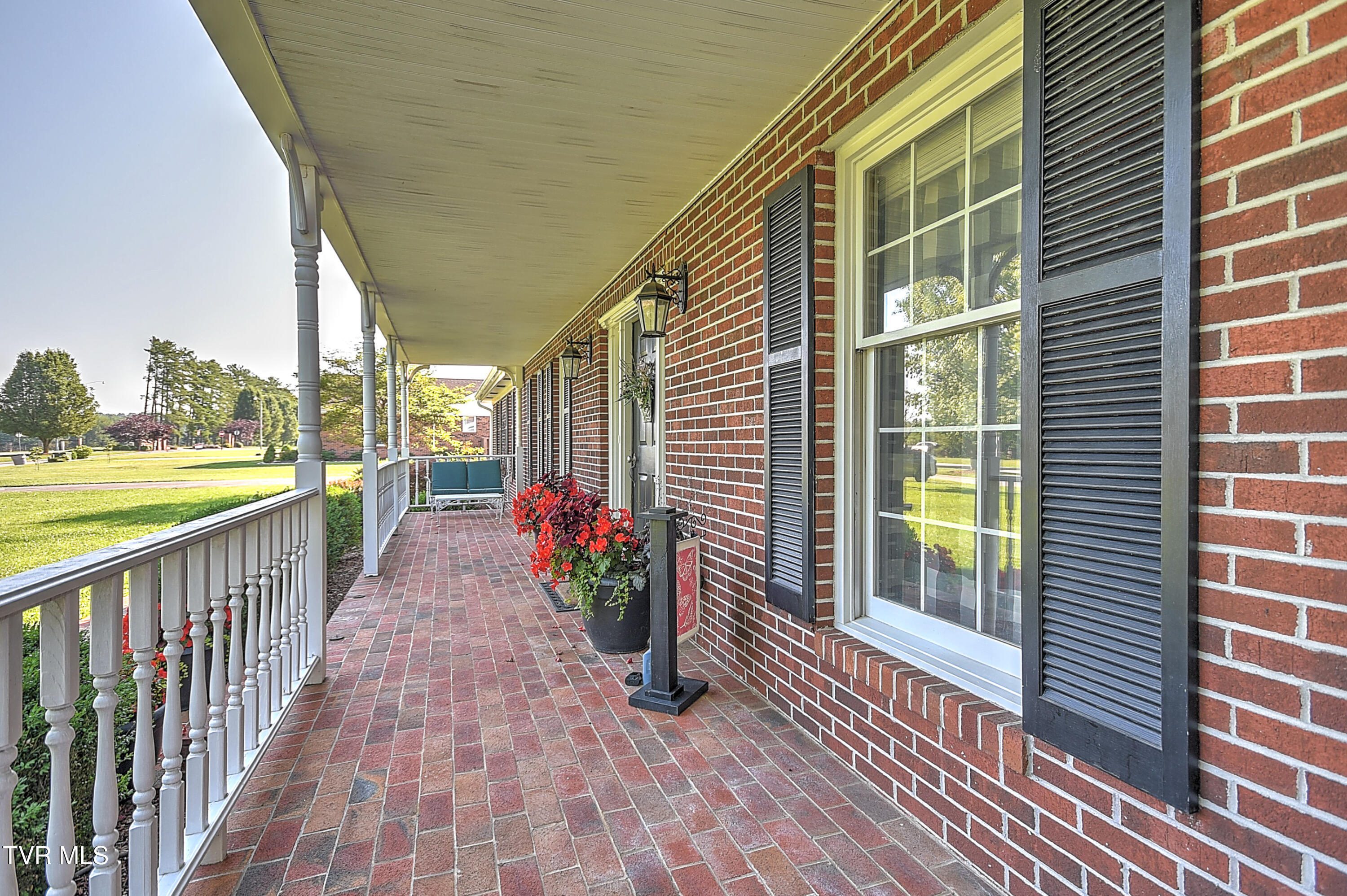 6054 Old Jonesboro Road Property Photo 3