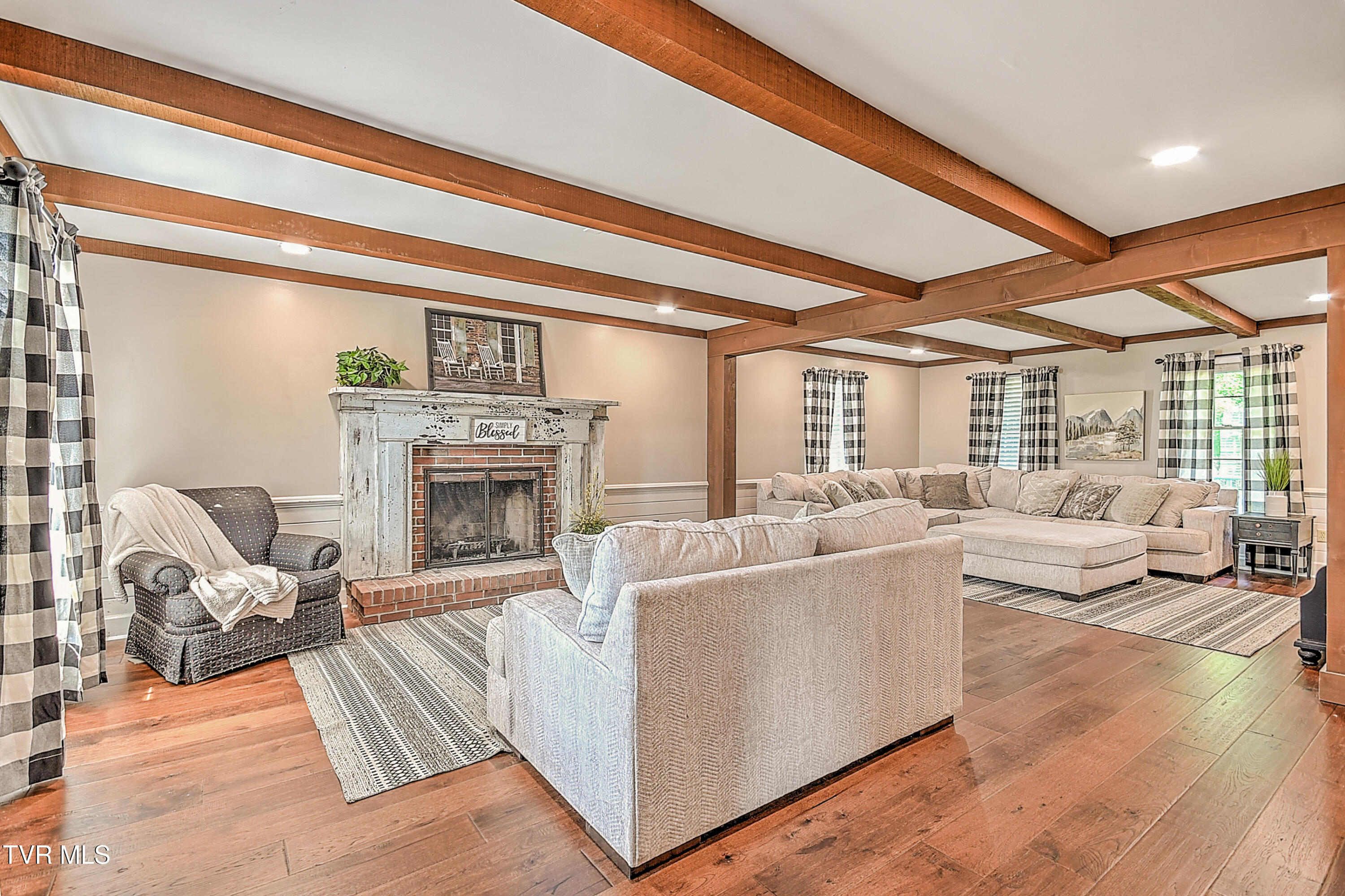 6054 Old Jonesboro Road Property Photo 12