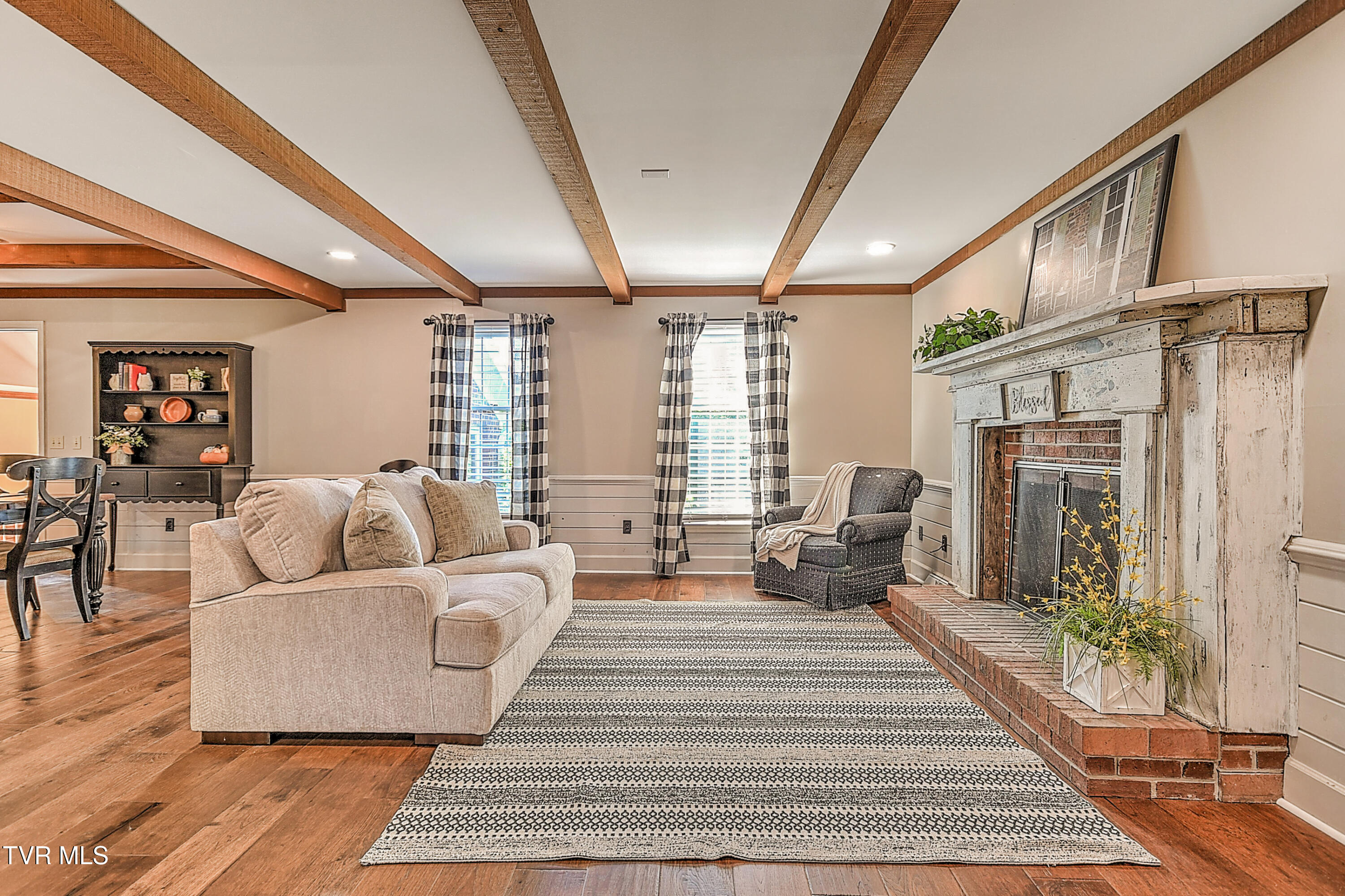 6054 Old Jonesboro Road Property Photo 13