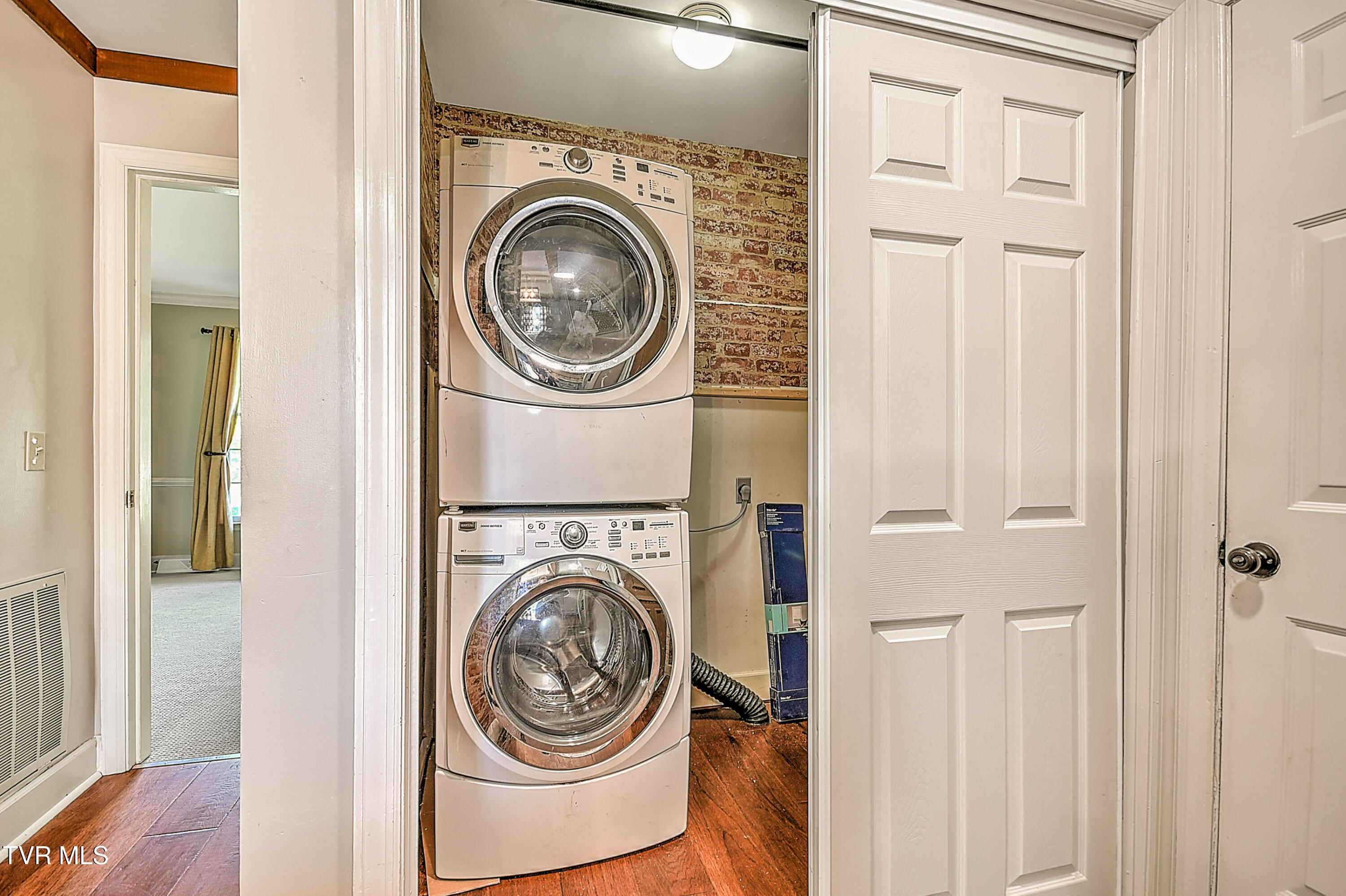 6054 Old Jonesboro Road Property Photo 19