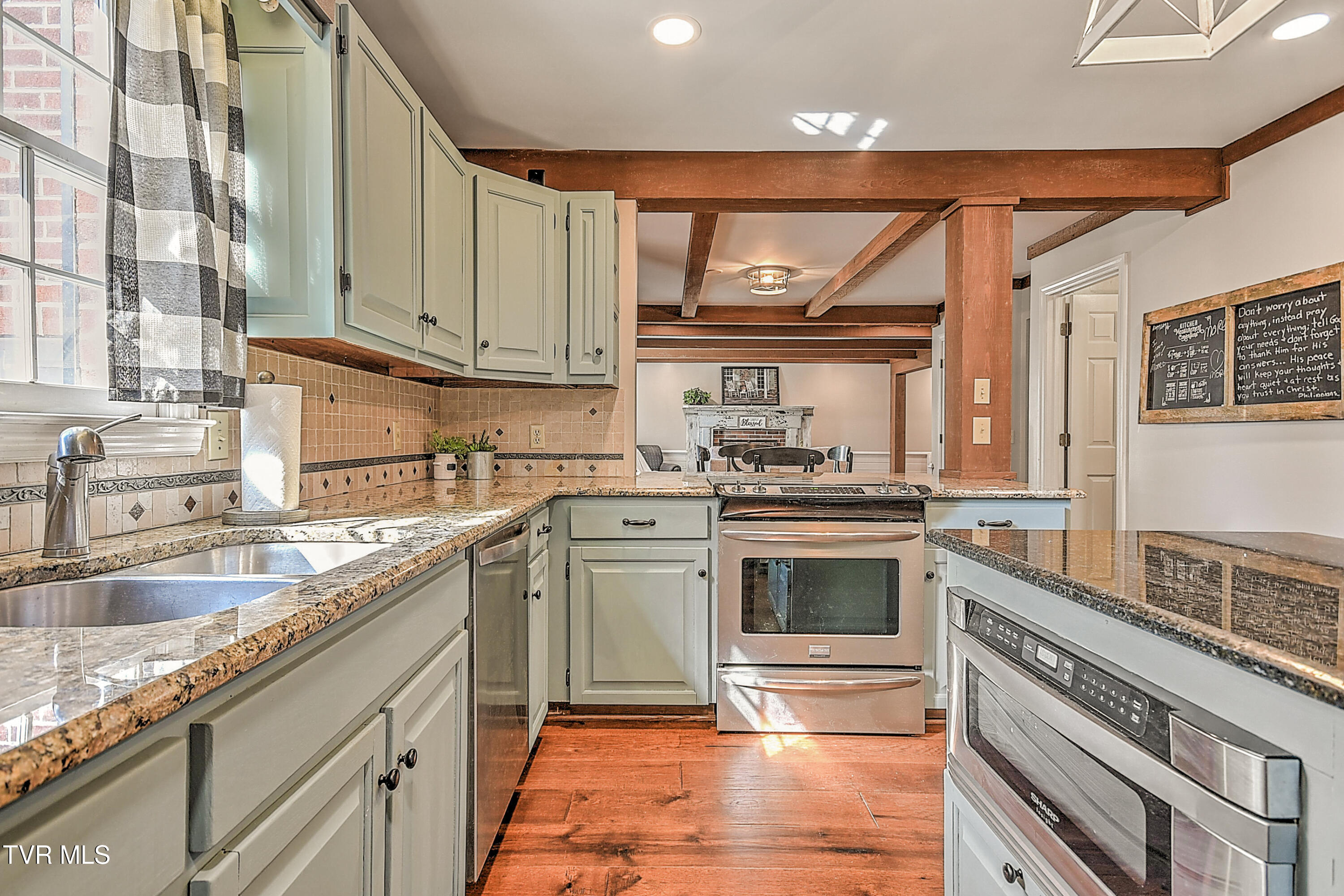 6054 Old Jonesboro Road Property Photo 23