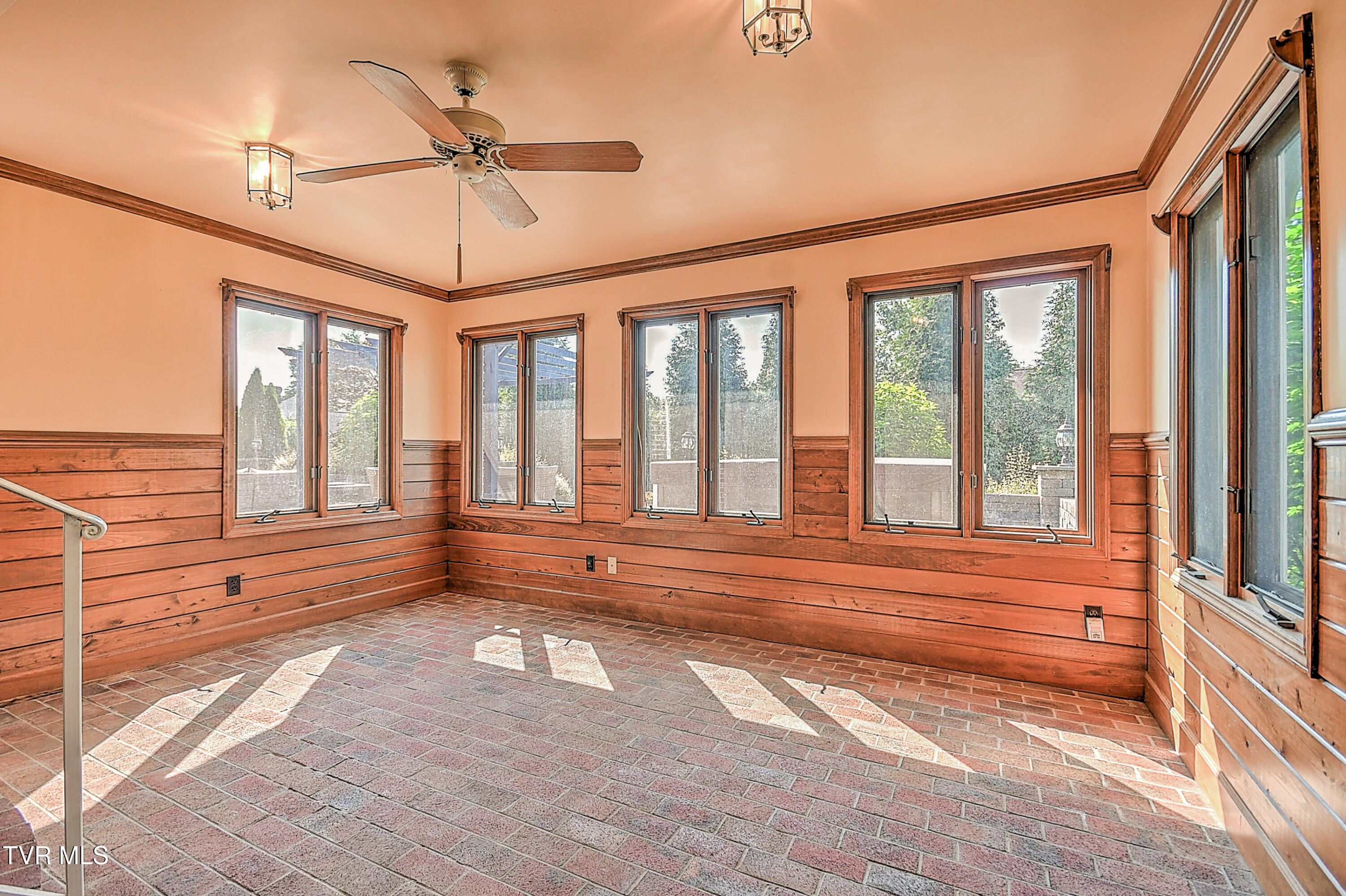 6054 Old Jonesboro Road Property Photo 30