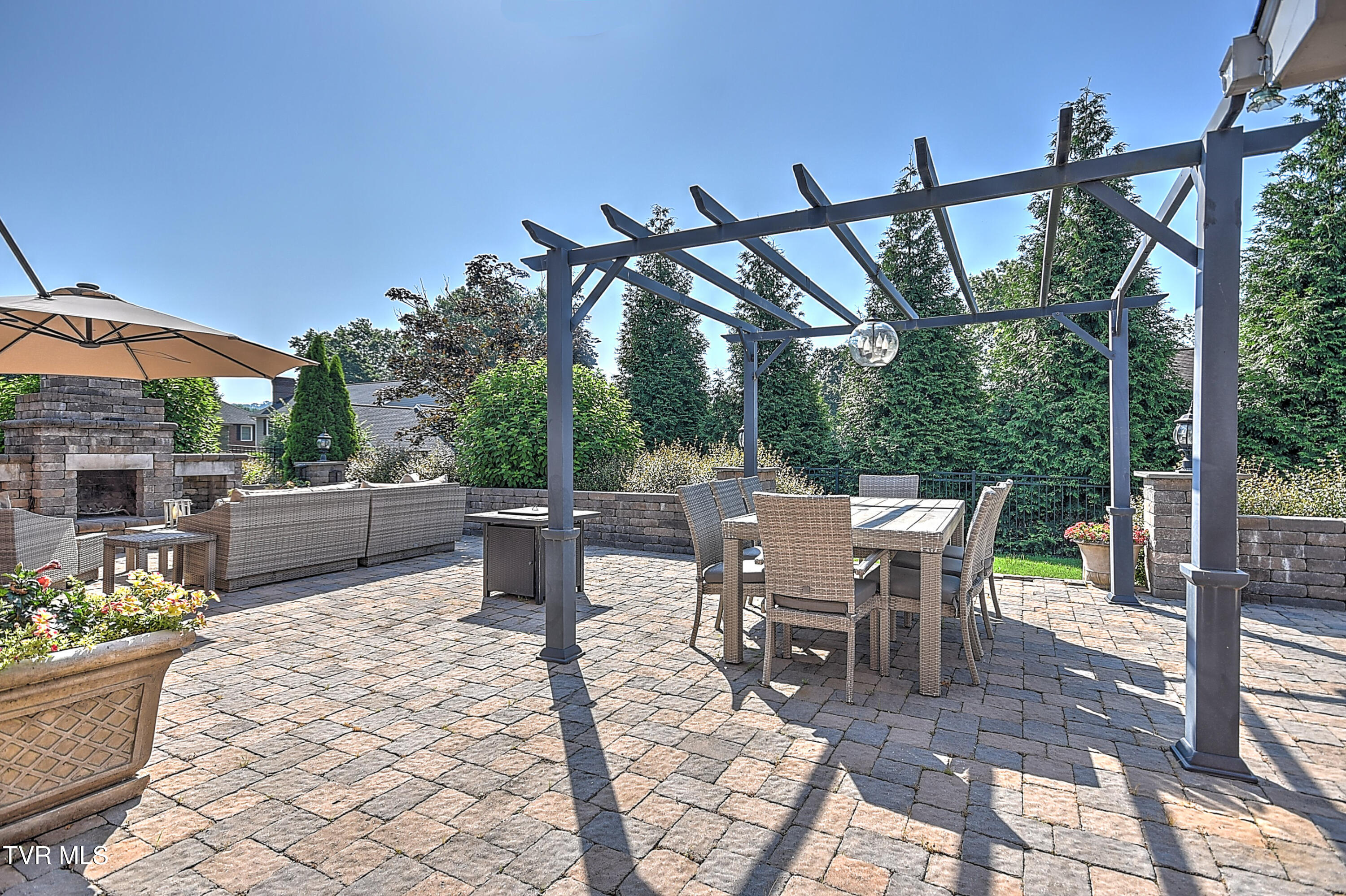 6054 Old Jonesboro Road Property Photo 32