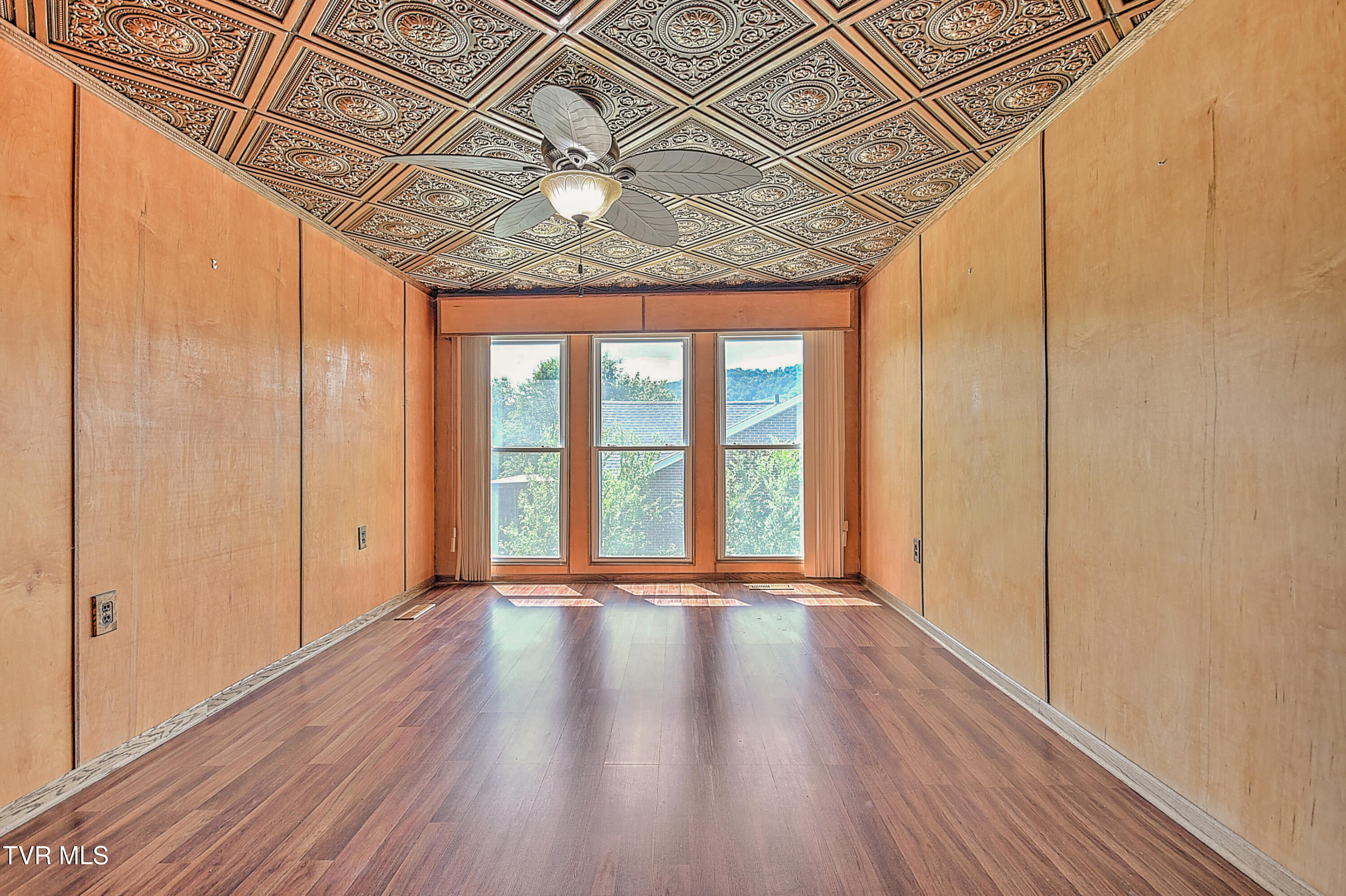 307 Tween Hills Road Property Photo 9