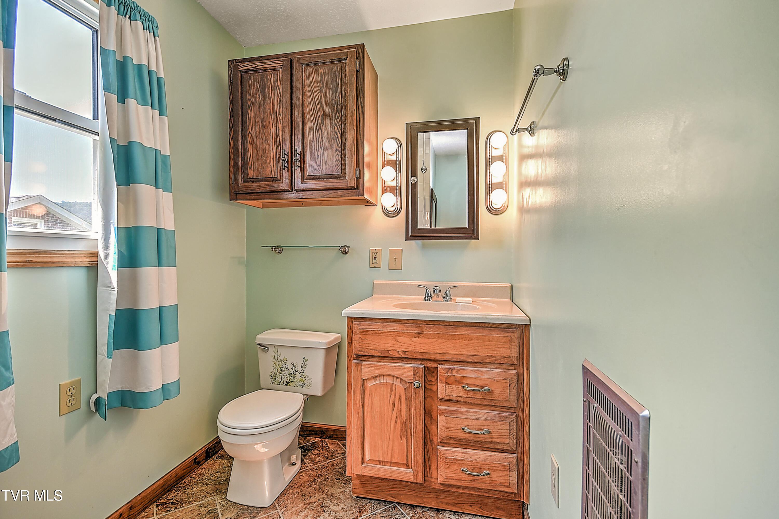 307 Tween Hills Road Property Photo 23