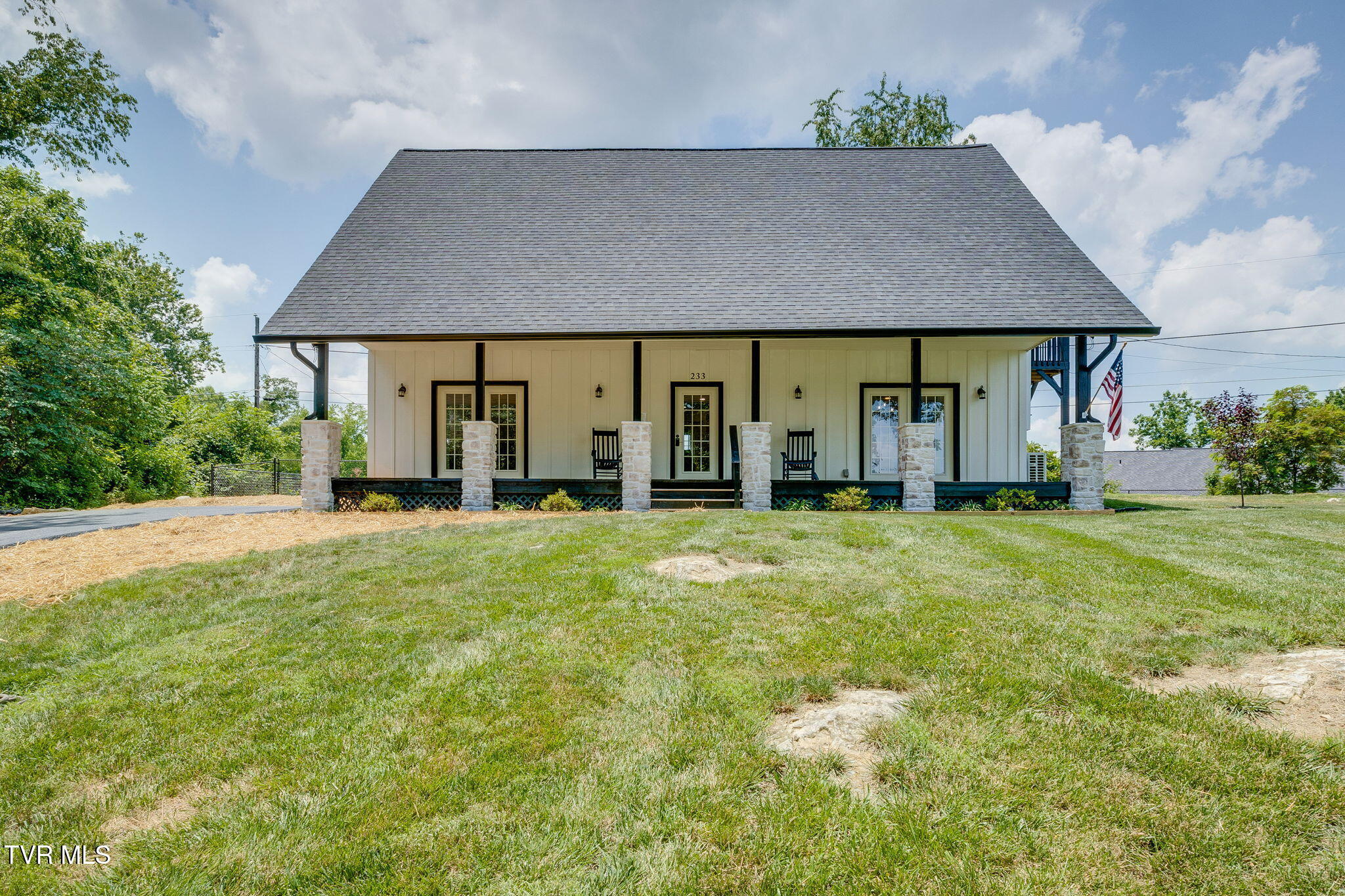 233 Rim Rock Road Property Photo 1