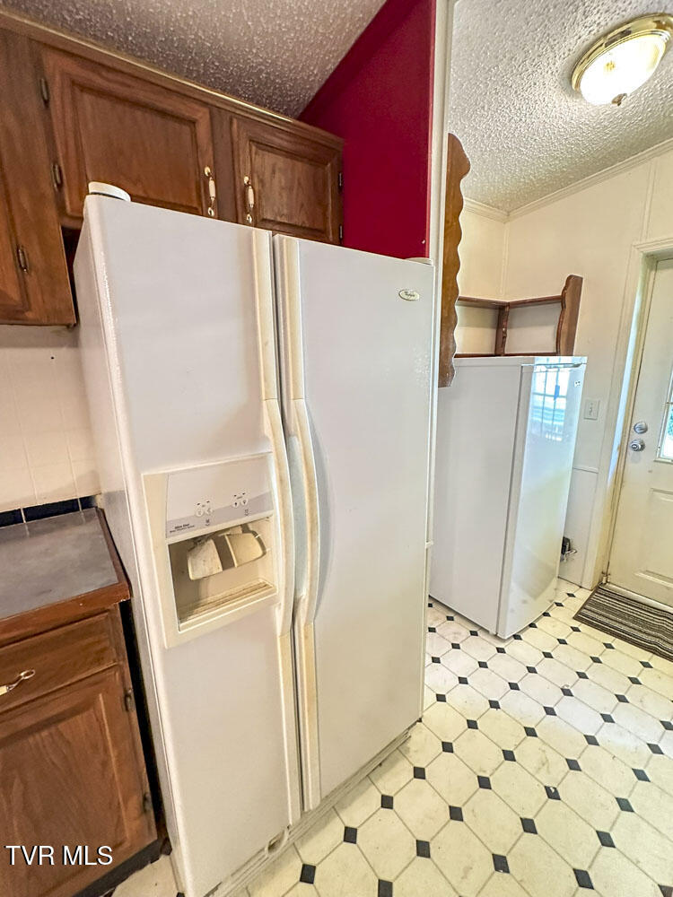 1385 Waterfront Drive Property Photo 15