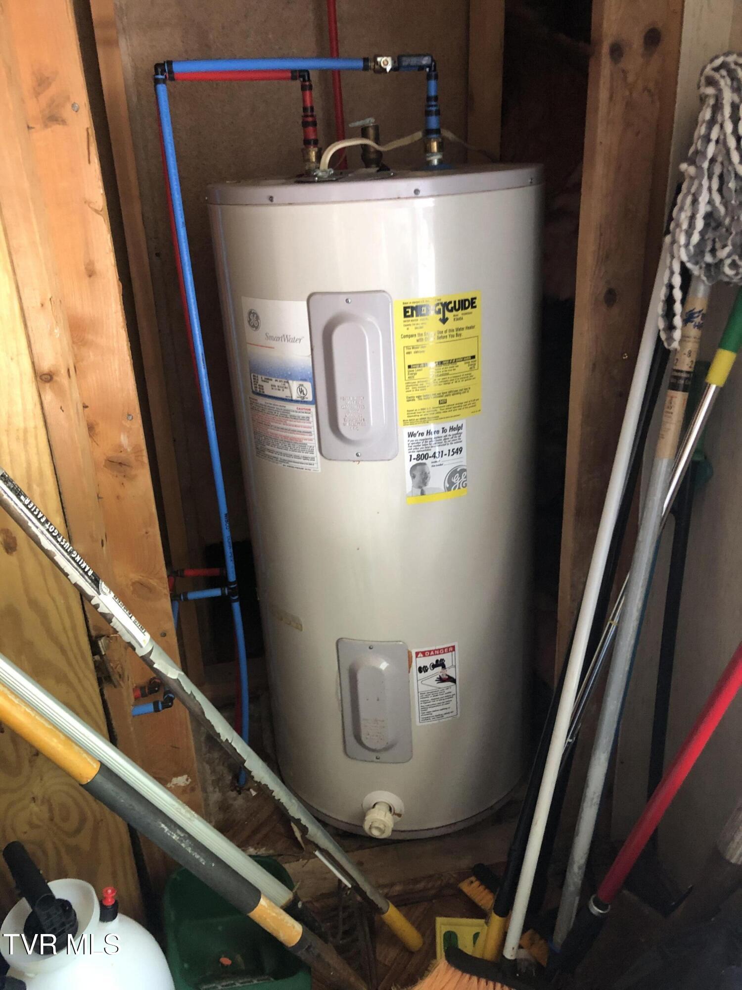 107 Love Blevins Lane Property Photo 14