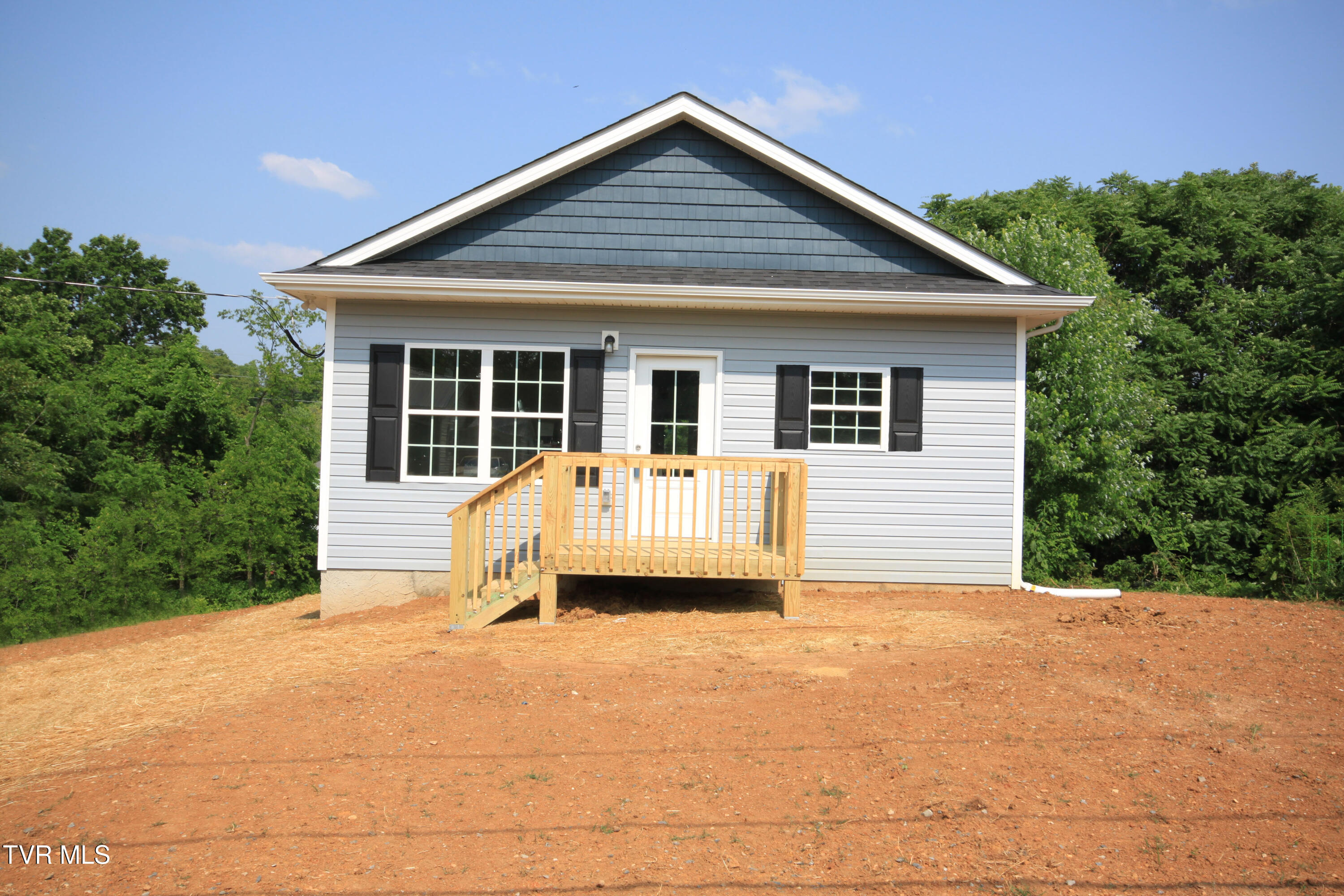 1524 Brown Avenue Property Photo 1