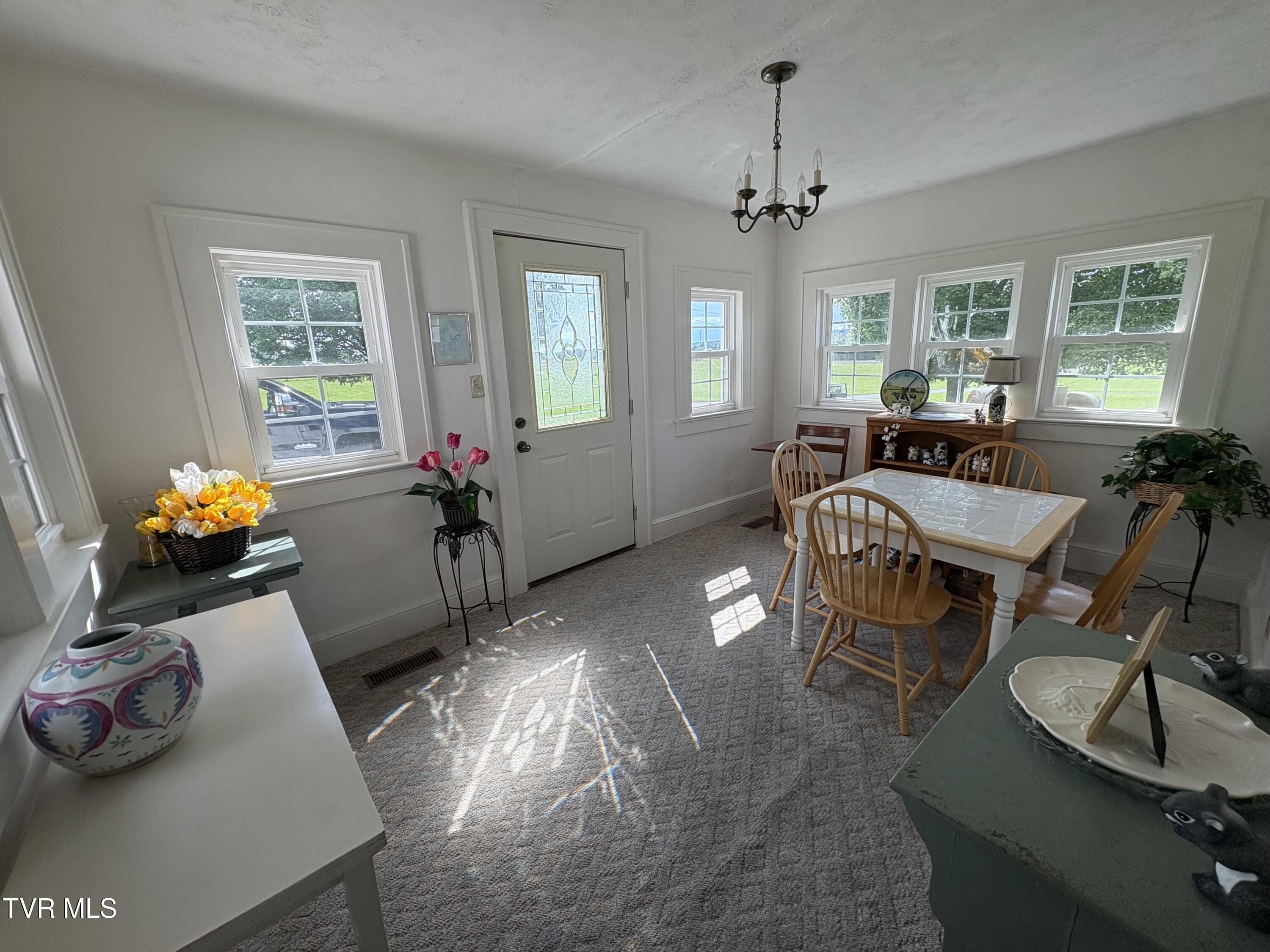 2572 May Road Property Photo 19
