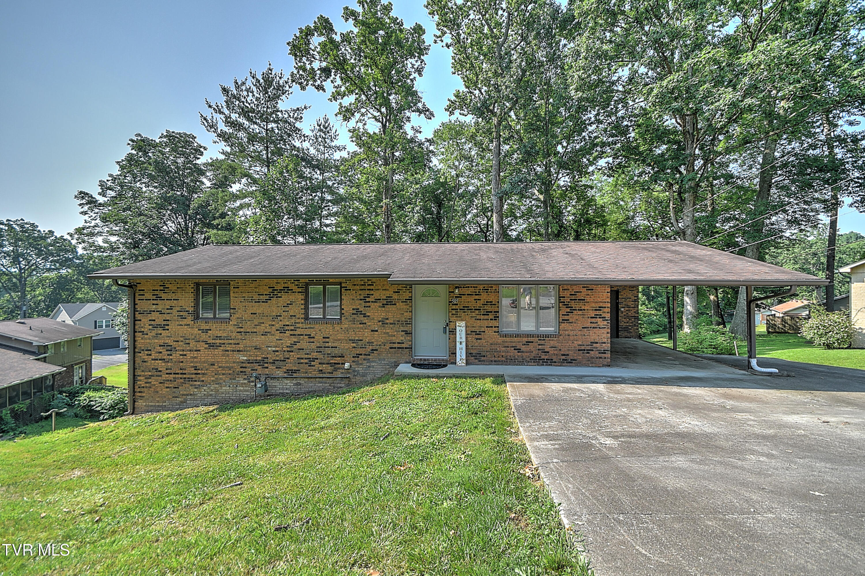505 Bays Cove Trail Property Photo 1