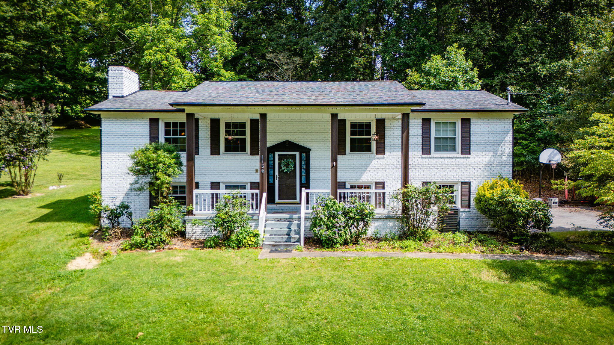 1136 West Shipley Ferry Road