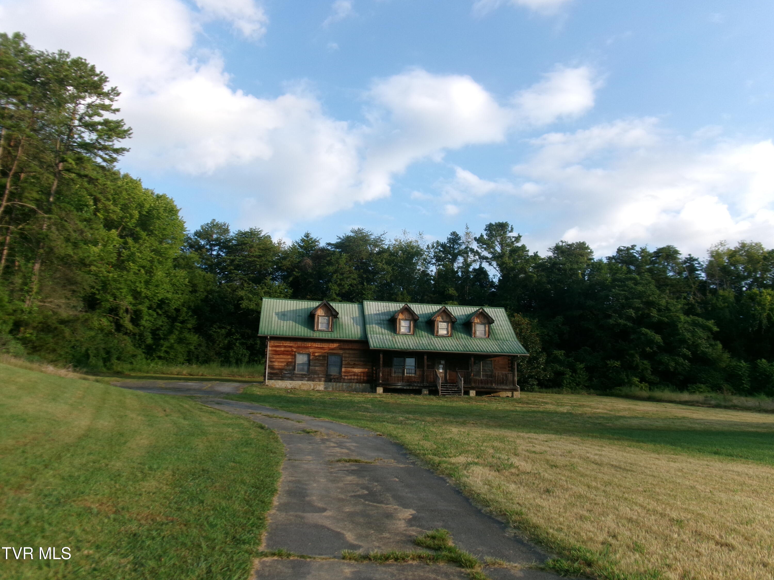 5474 St Paul Road Property Photo 1