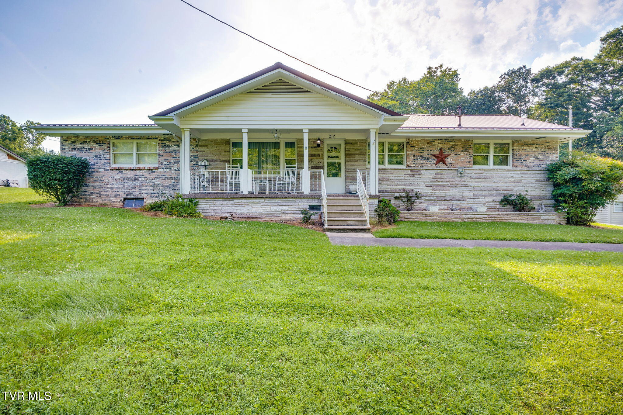 312 Packing House Road Property Photo