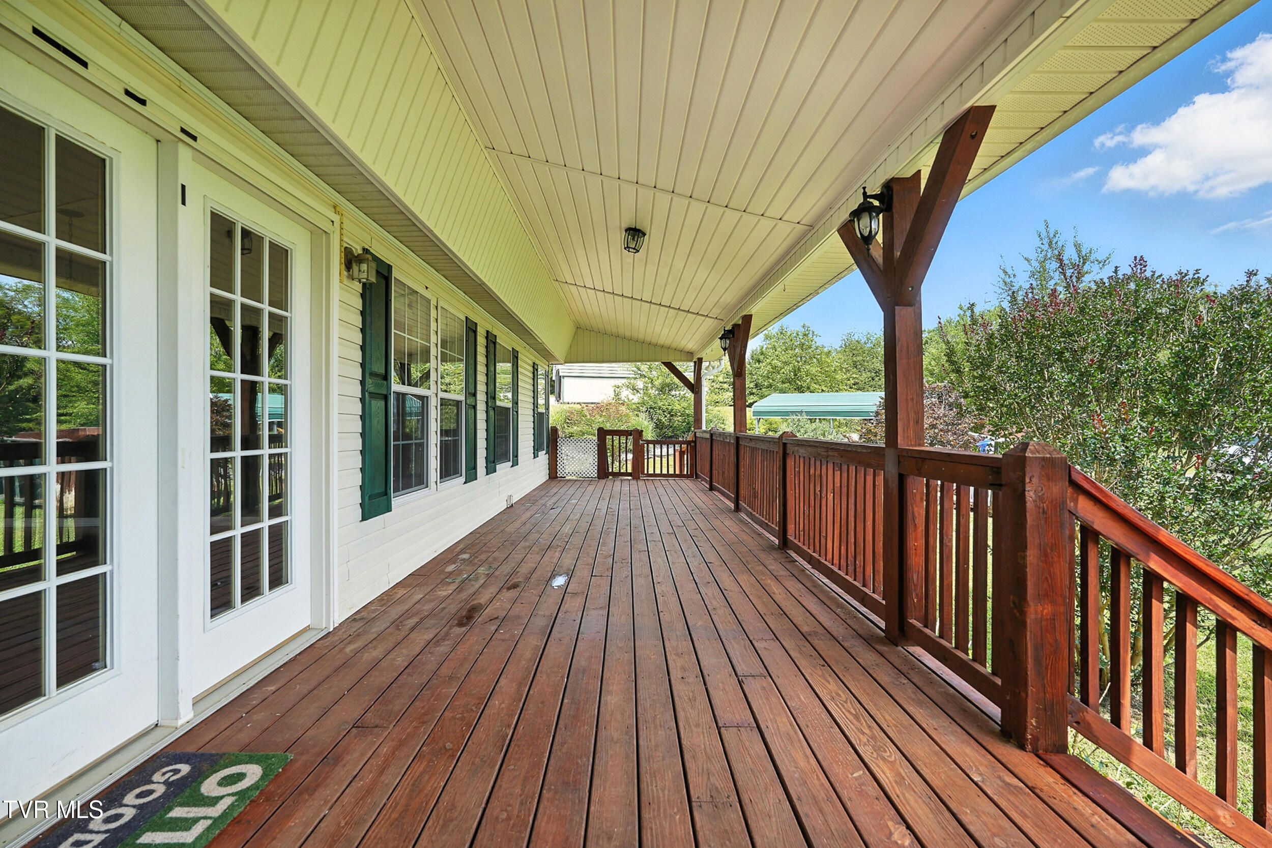 205 Clyde Miller Drive Property Photo 9