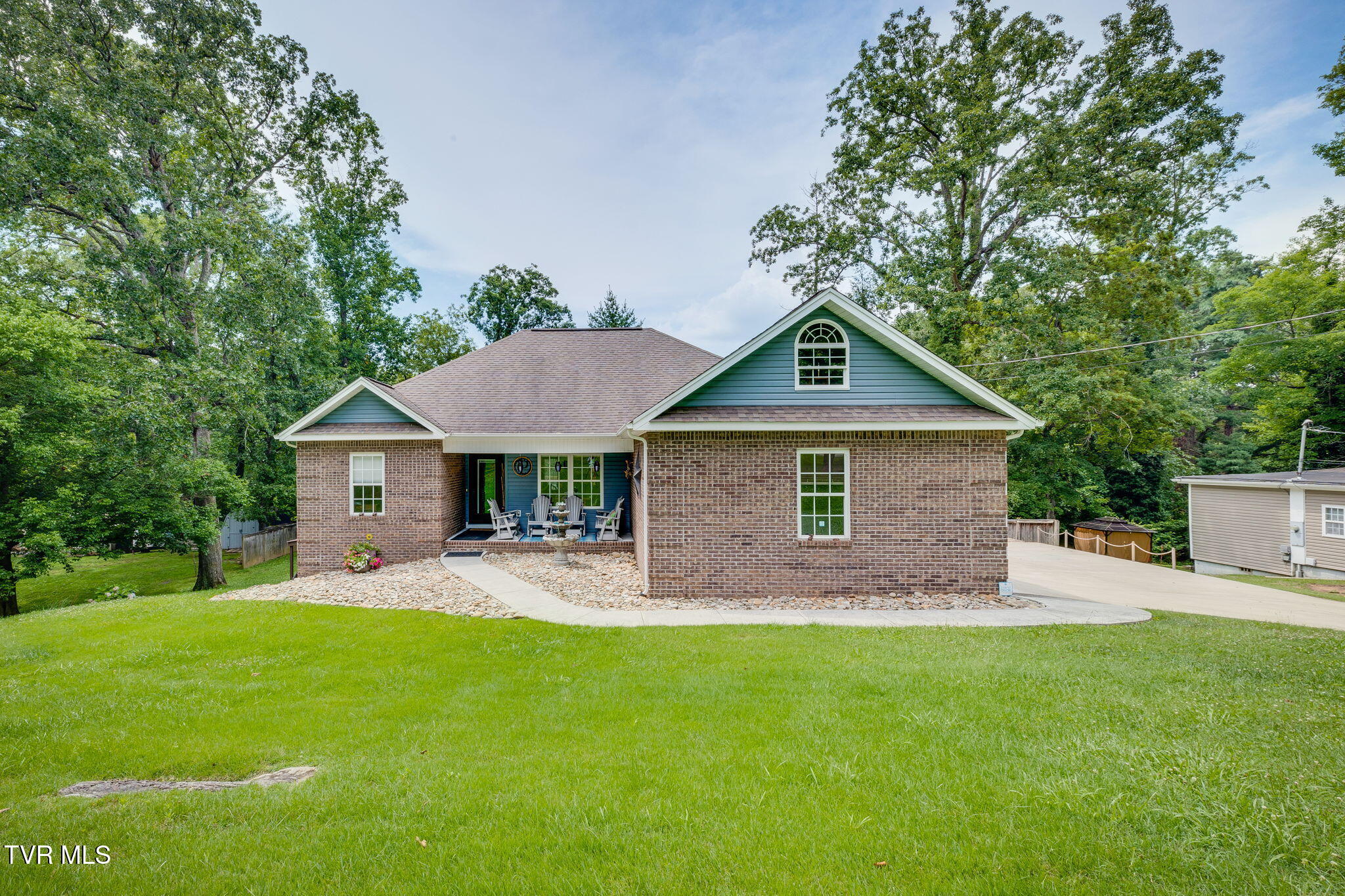 564 Dogwood Drive Property Photo 1