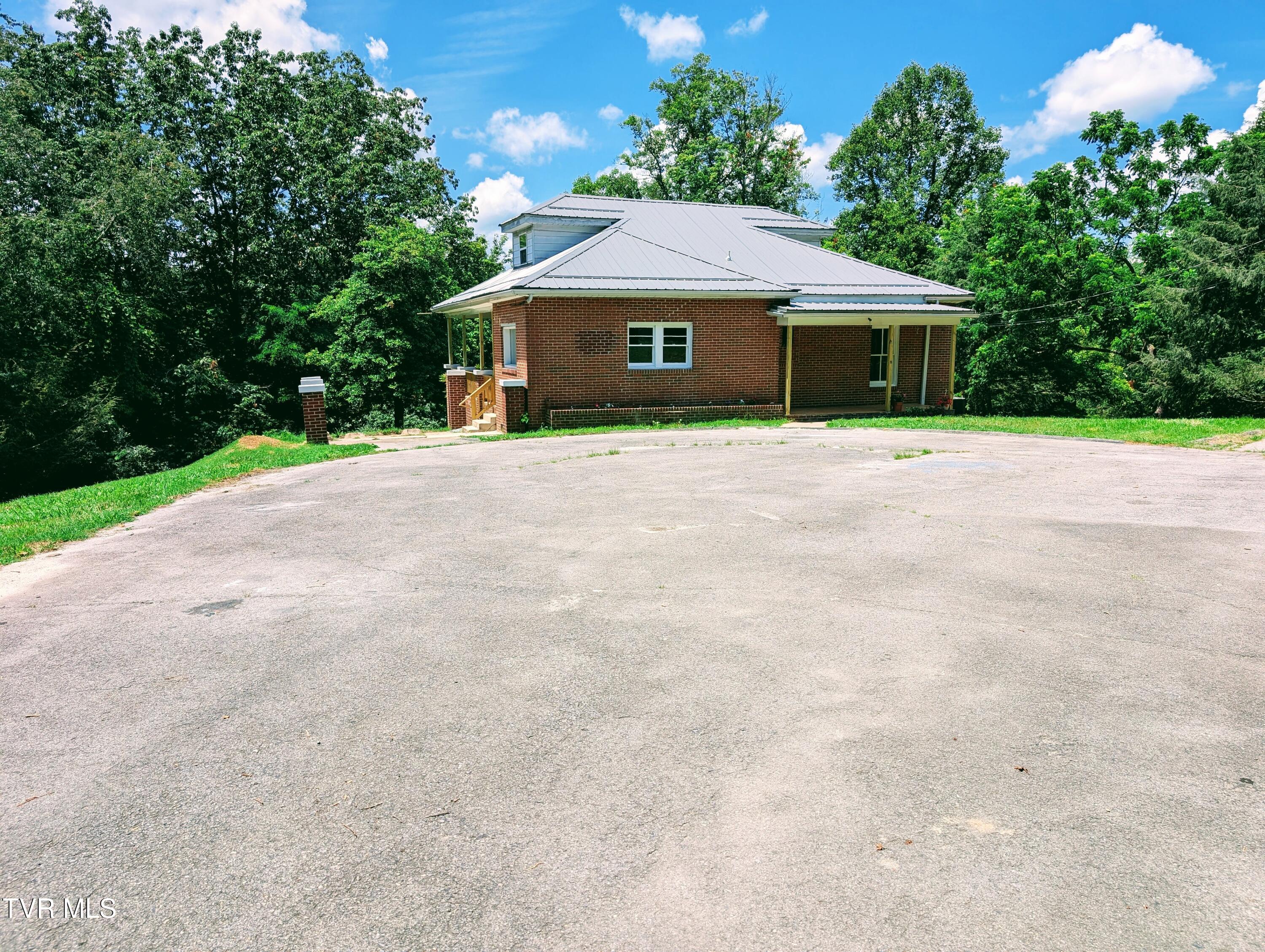 111 Factory Drive Property Photo 1