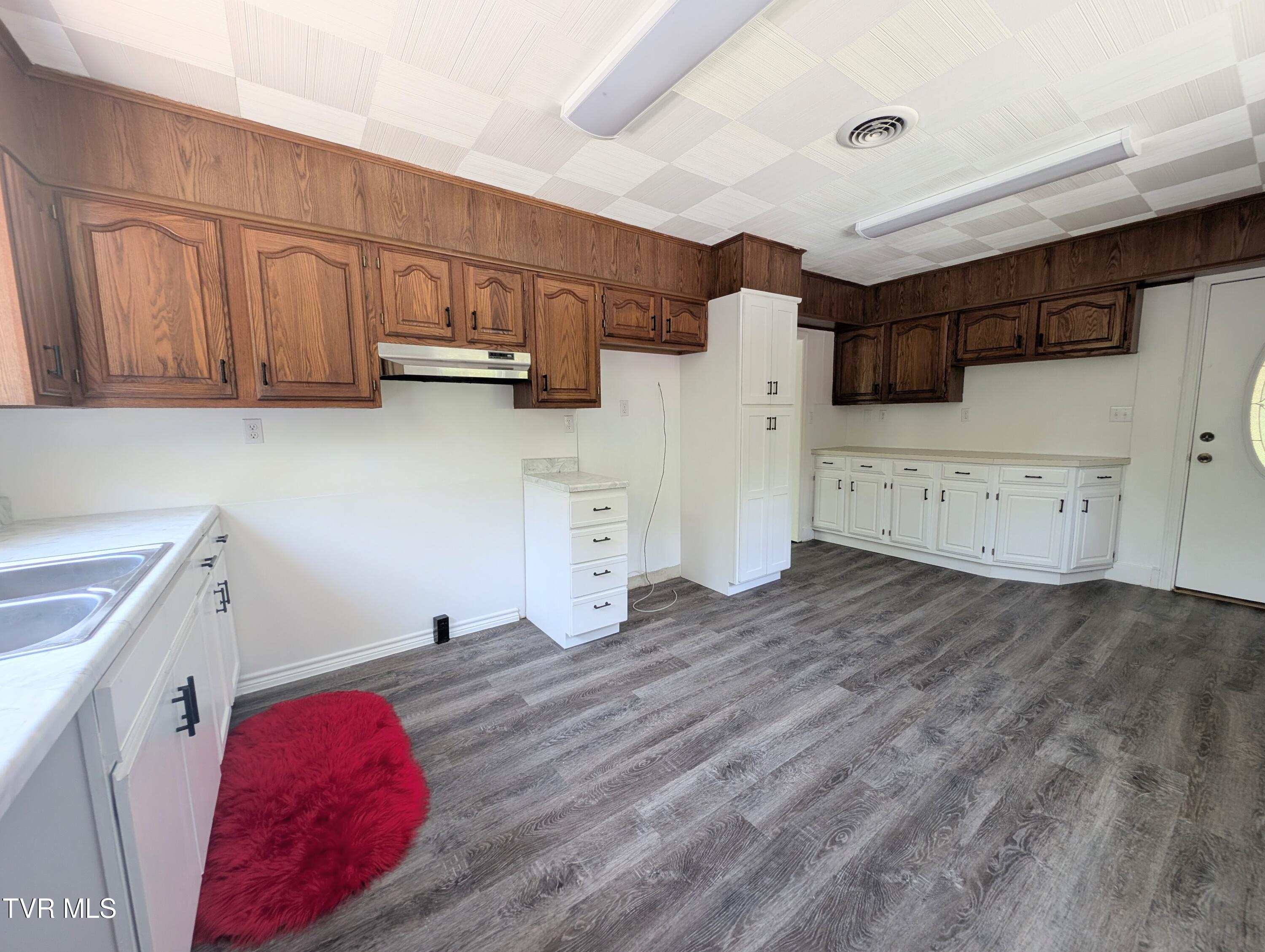 111 Factory Drive Property Photo 21