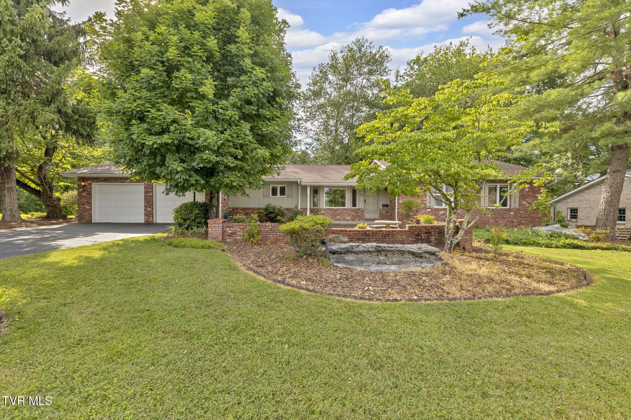 700 Sharon Drive