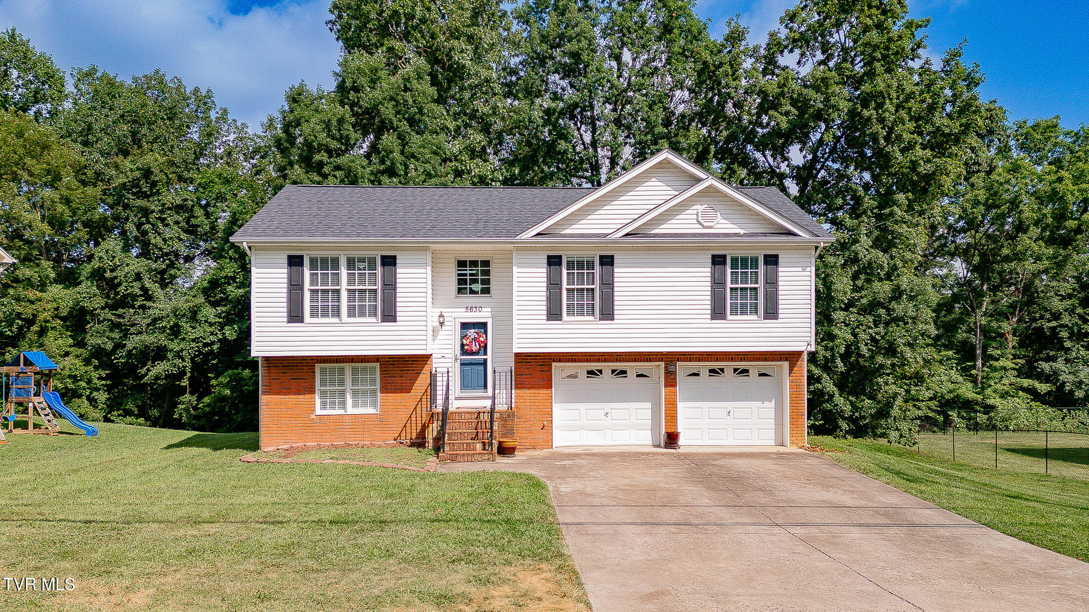 5630 Orebank Road Property Photo