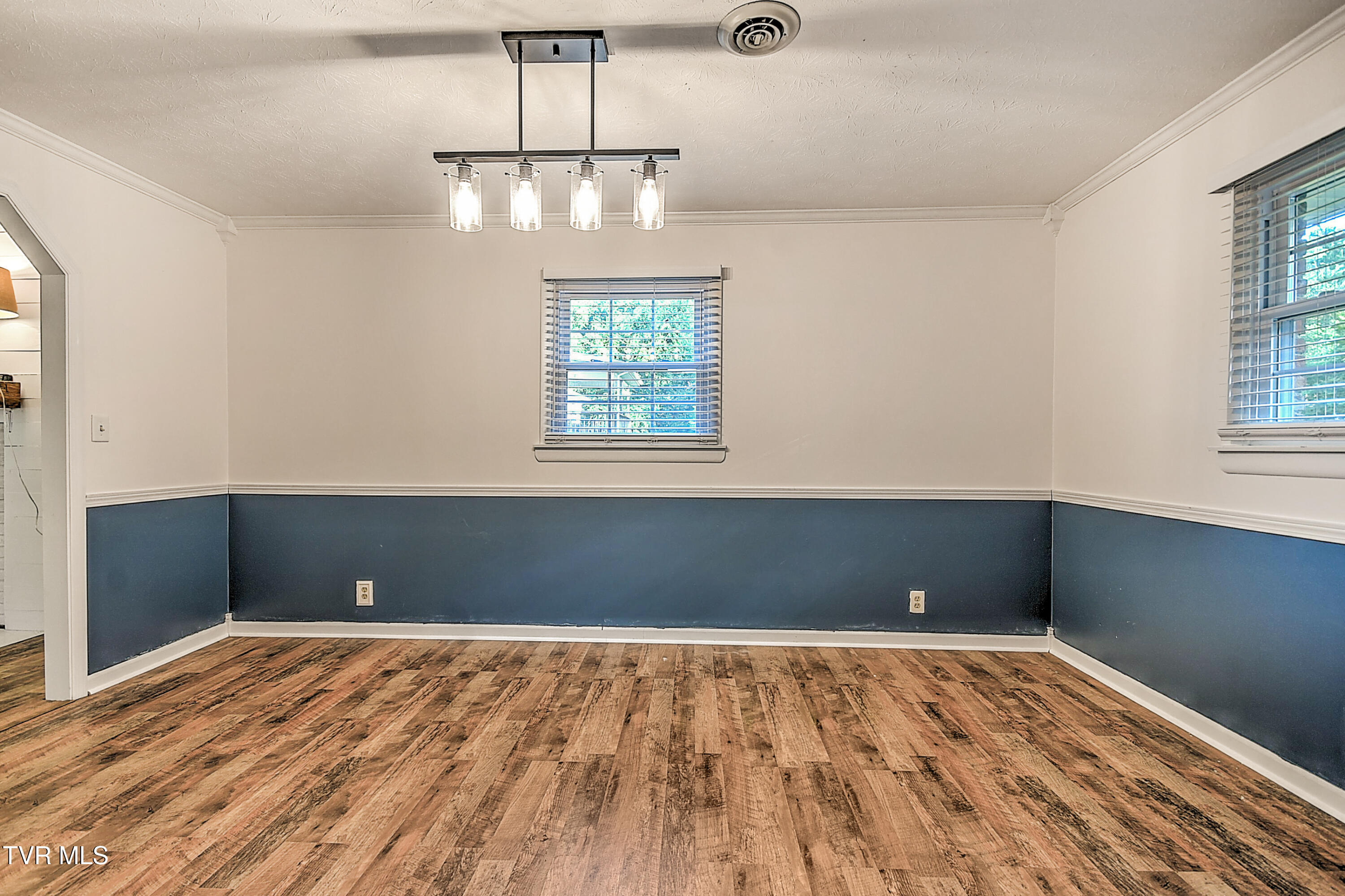 112 Hillview Road Property Photo 9