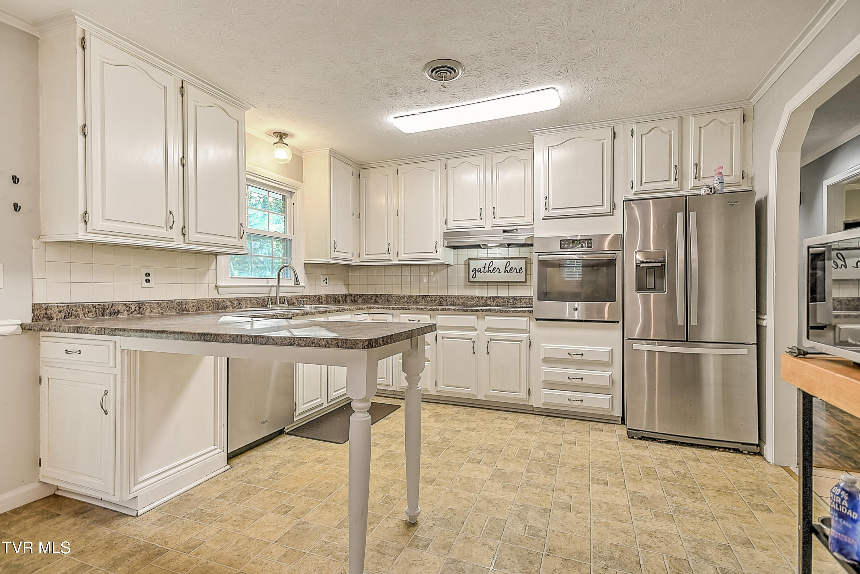 112 Hillview Road Property Photo 13