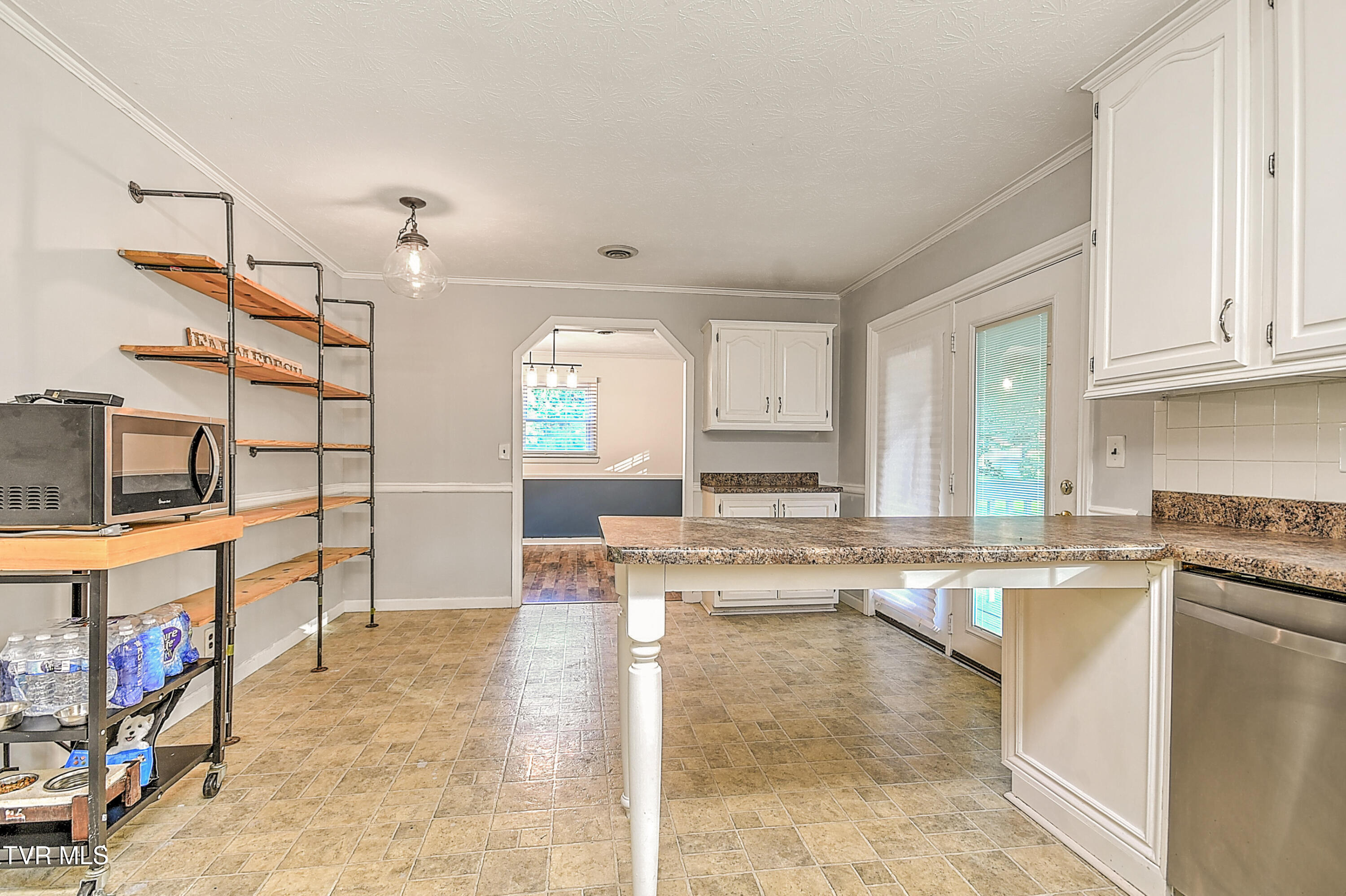 112 Hillview Road Property Photo 15