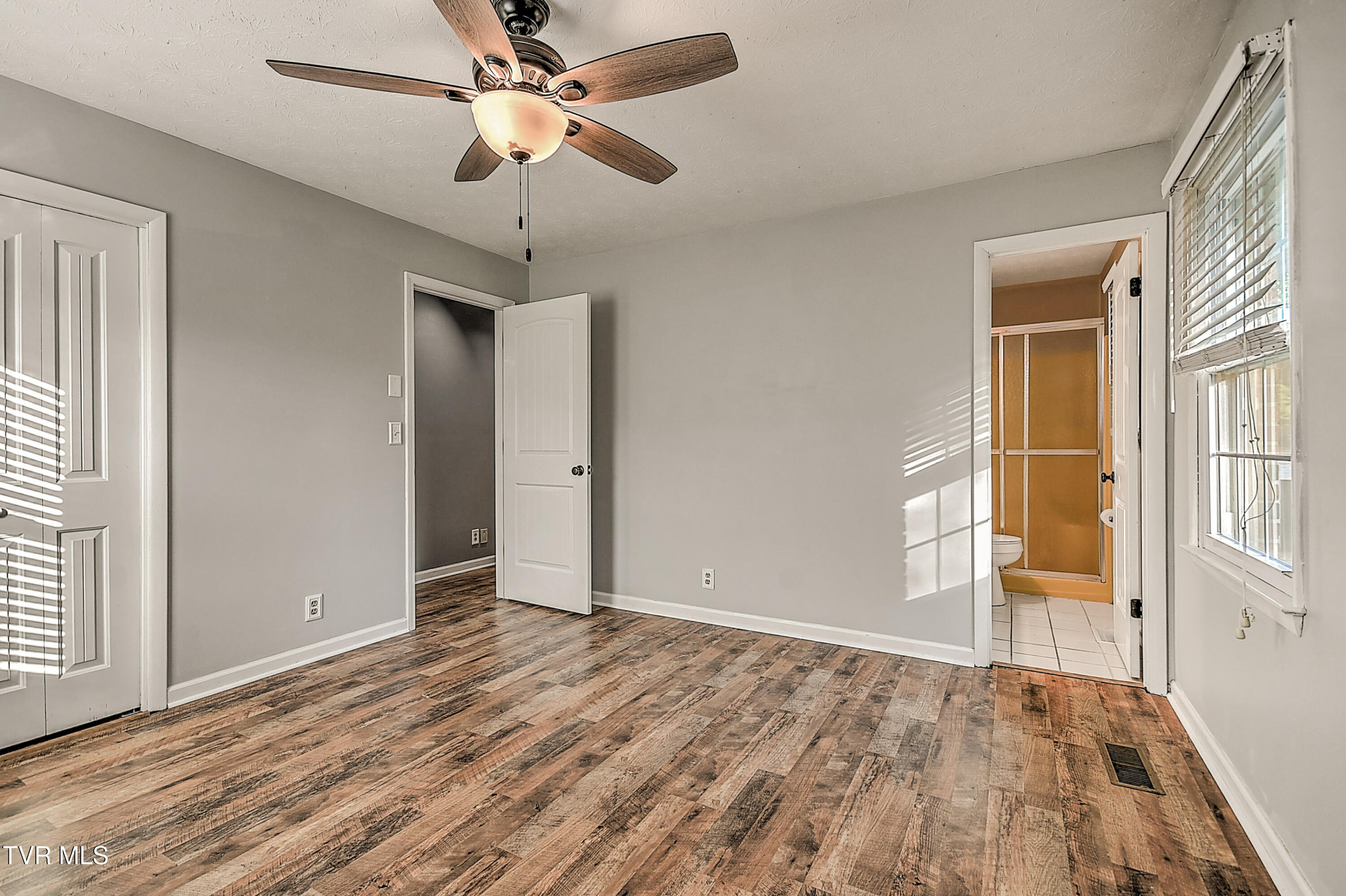 112 Hillview Road Property Photo 18