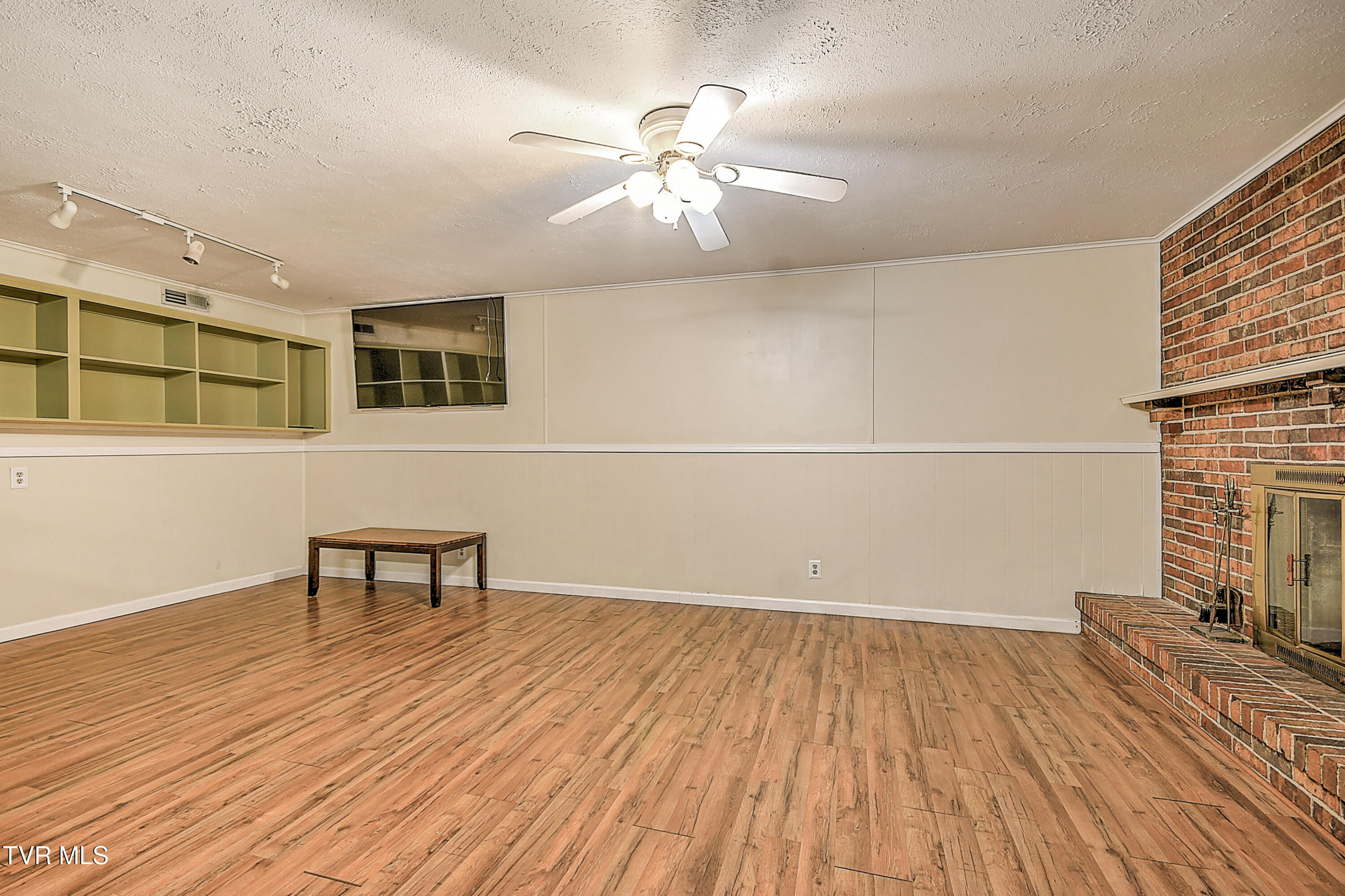 112 Hillview Road Property Photo 31