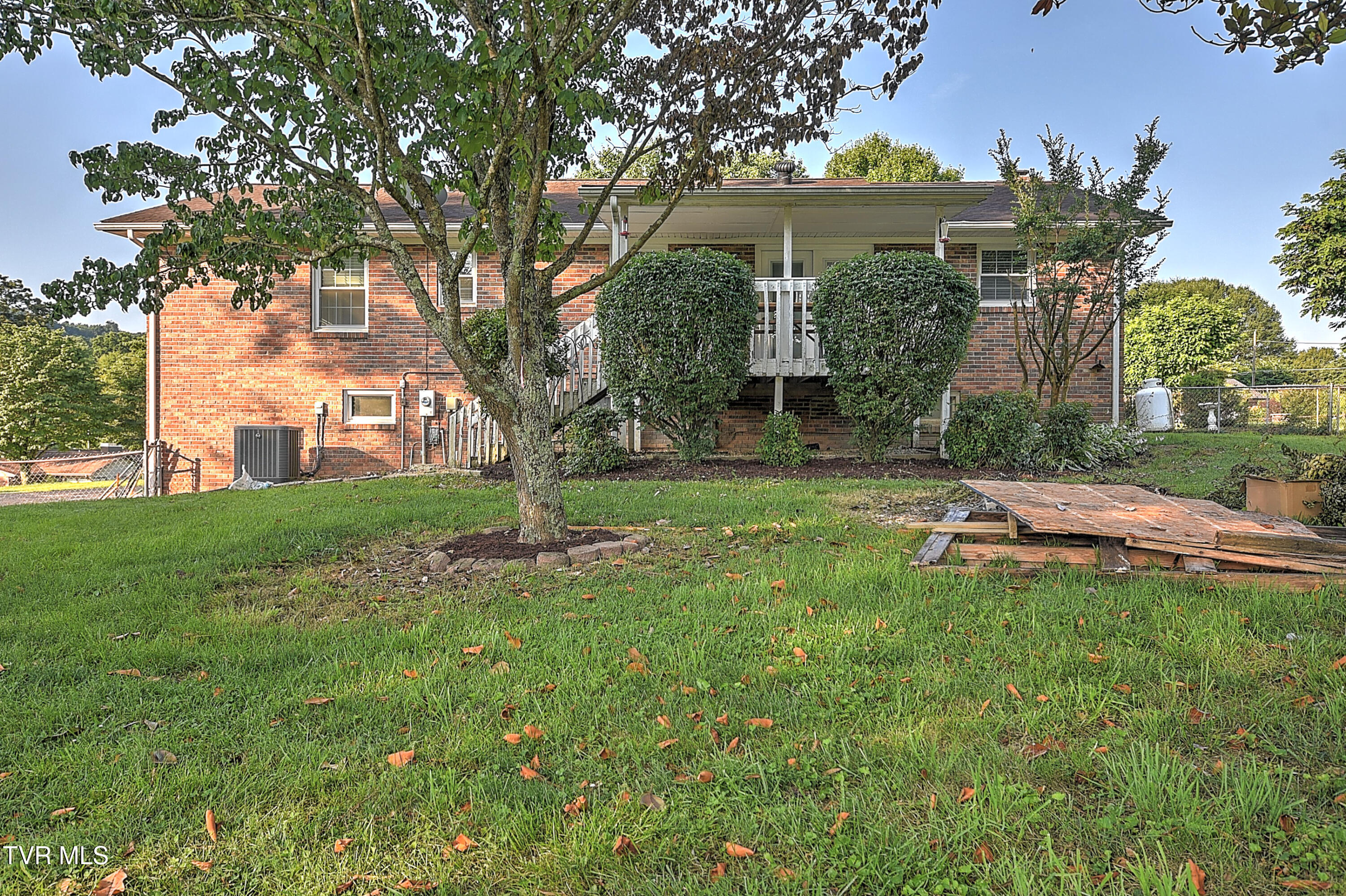 112 Hillview Road Property Photo 37