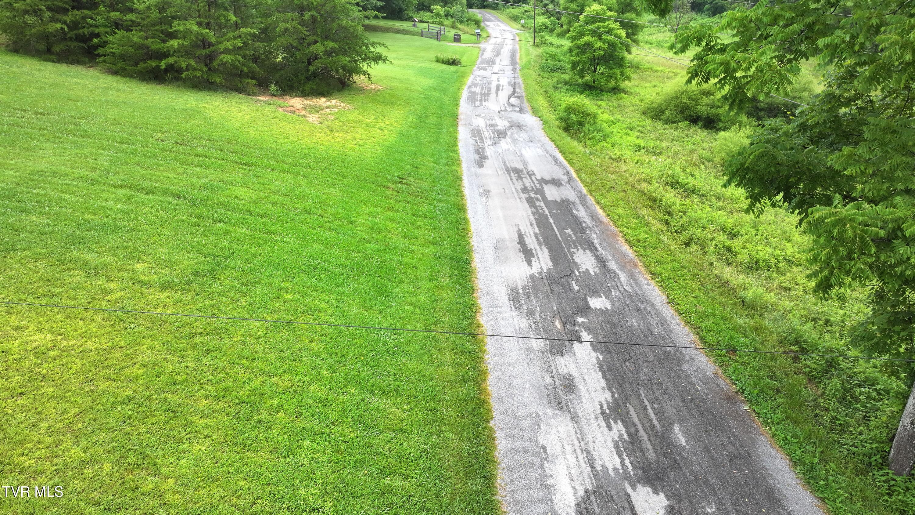 901 Grassy Creek Road Property Photo