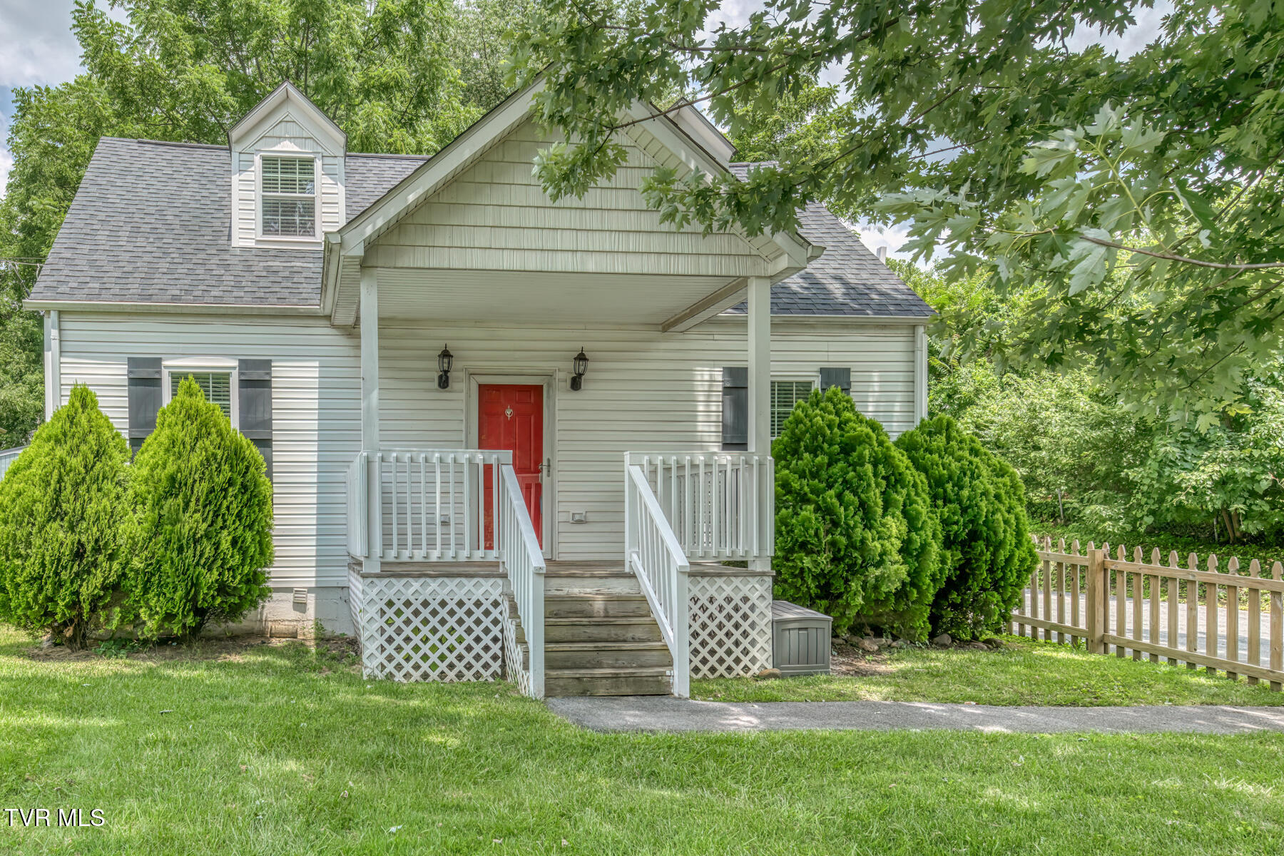 1367 Milligan Highway Property Photo 1