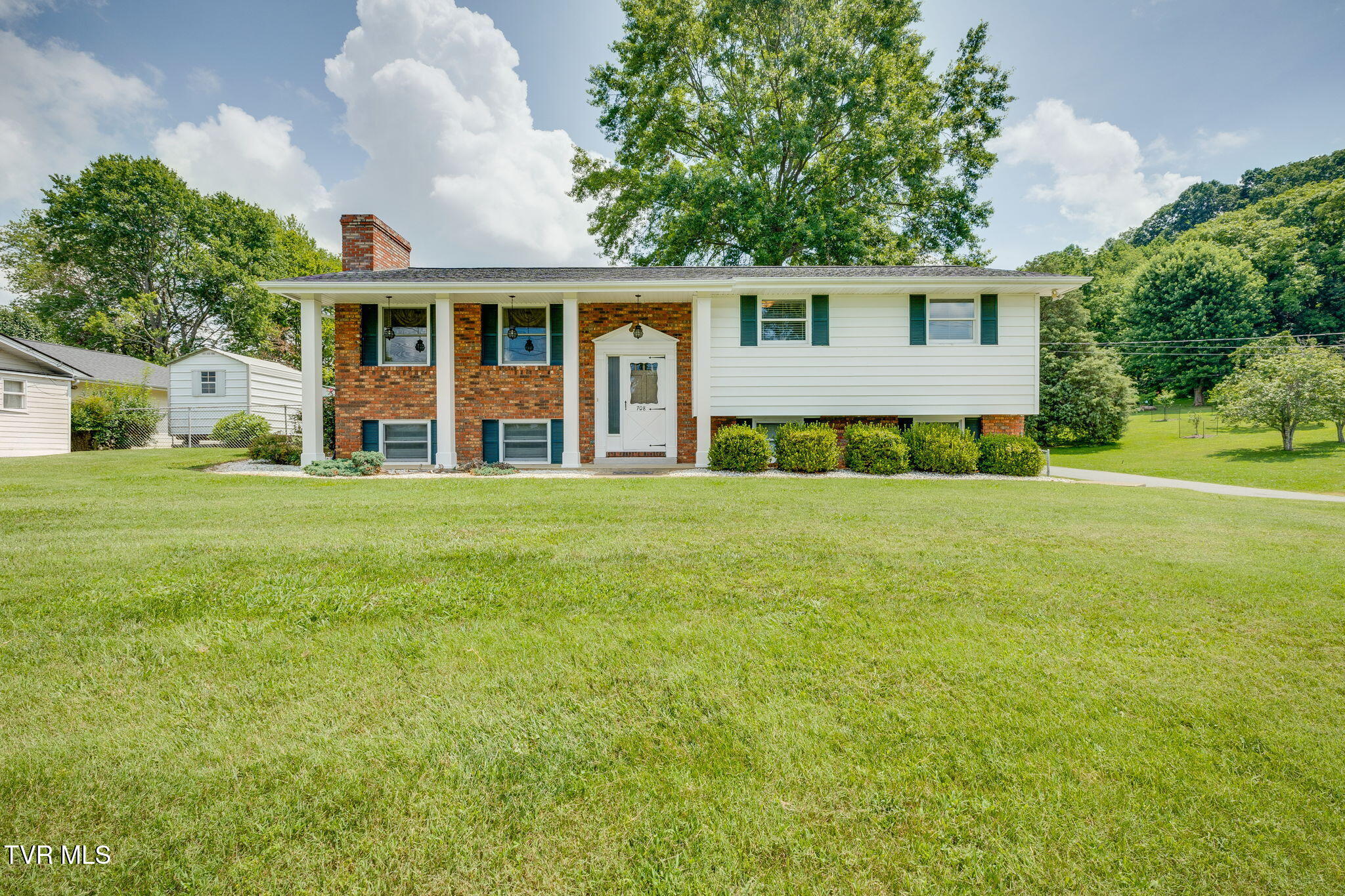 708 Hill Road Property Photo