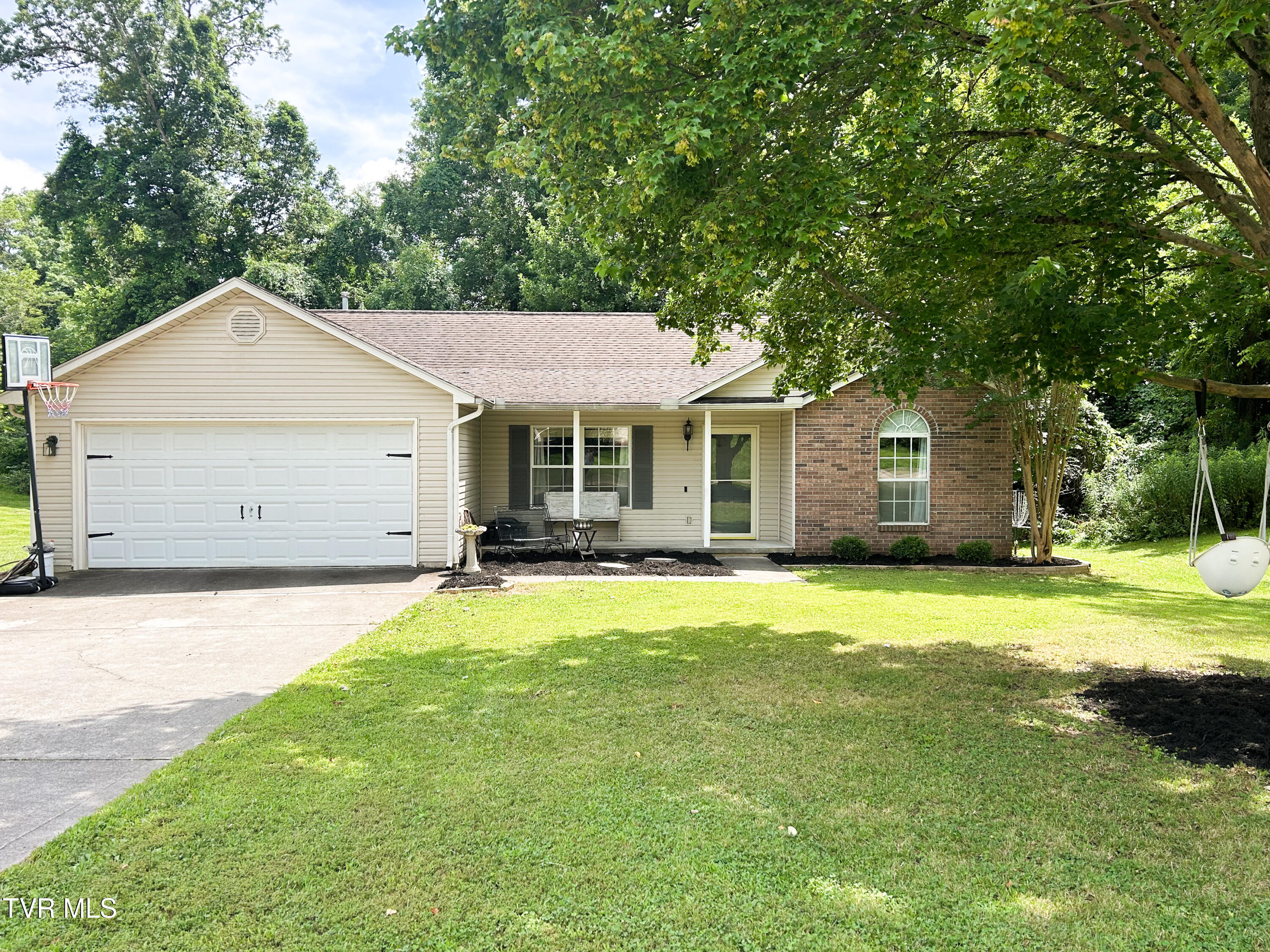 1032 Sugar Creek Lane Property Photo 1