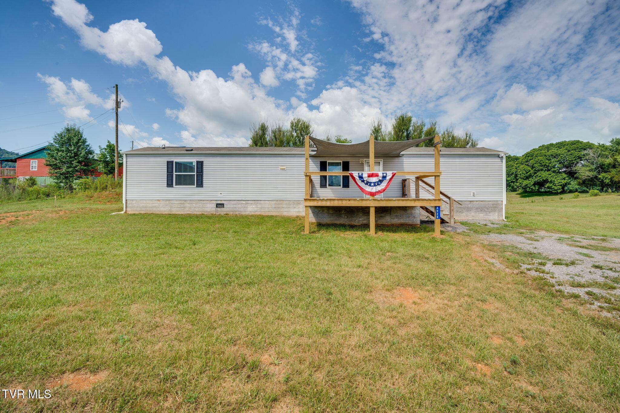 4928 Highway 11w Property Photo 1