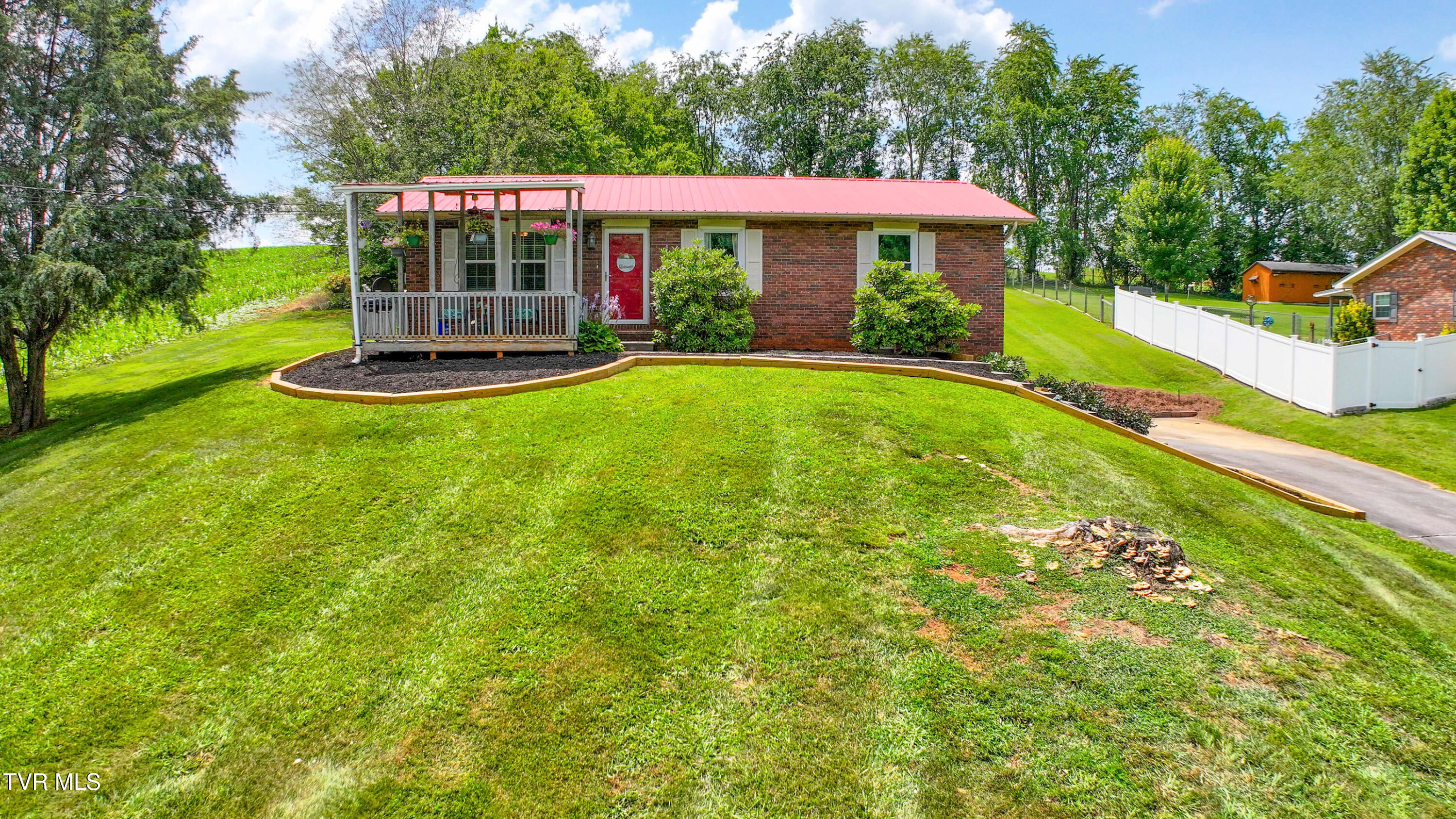 2074 Old State Route 34 Property Photo 1