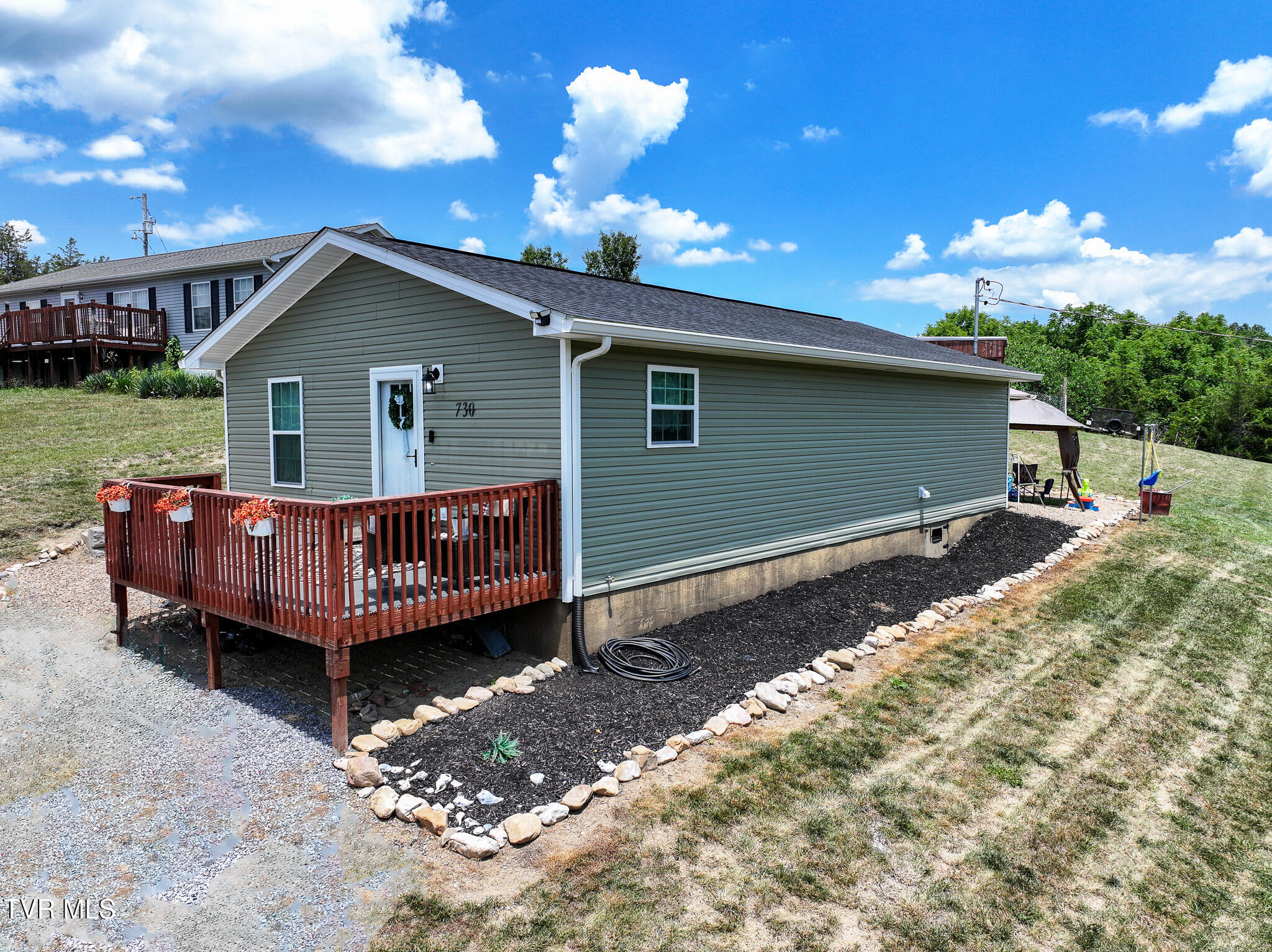 730 Ottway Road Property Photo 1