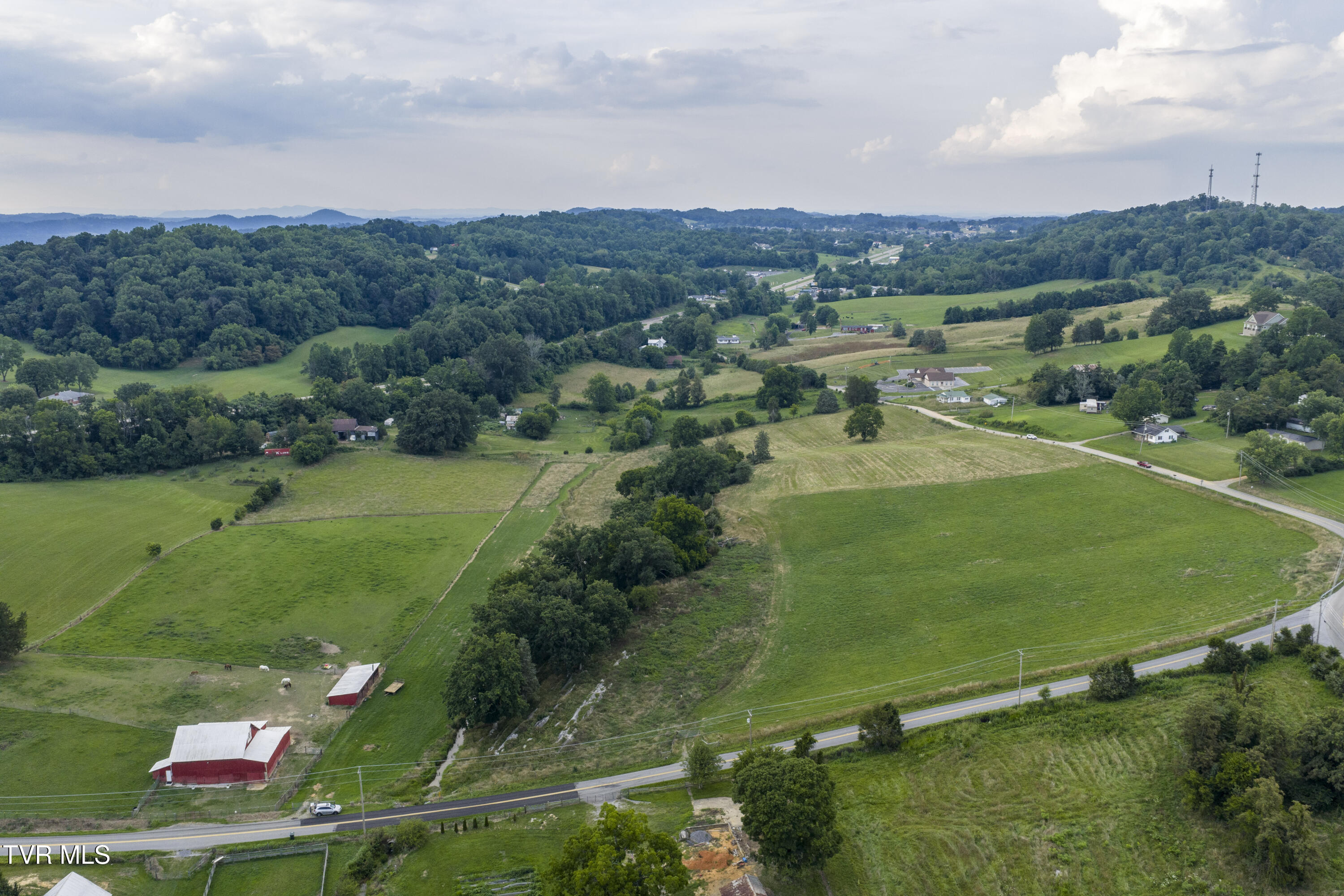 186 Creasey Creek Road Property Photo 1