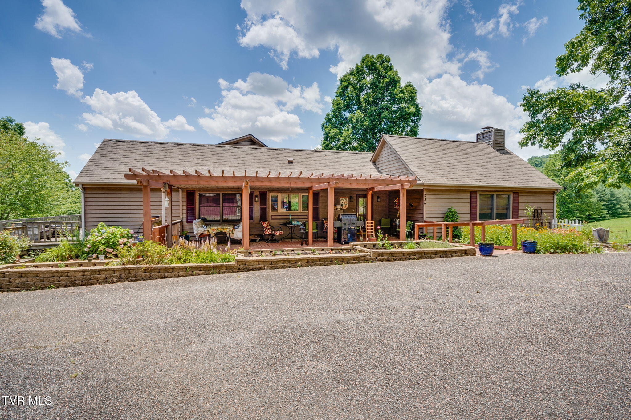236 Wadlow Gap Road Property Photo