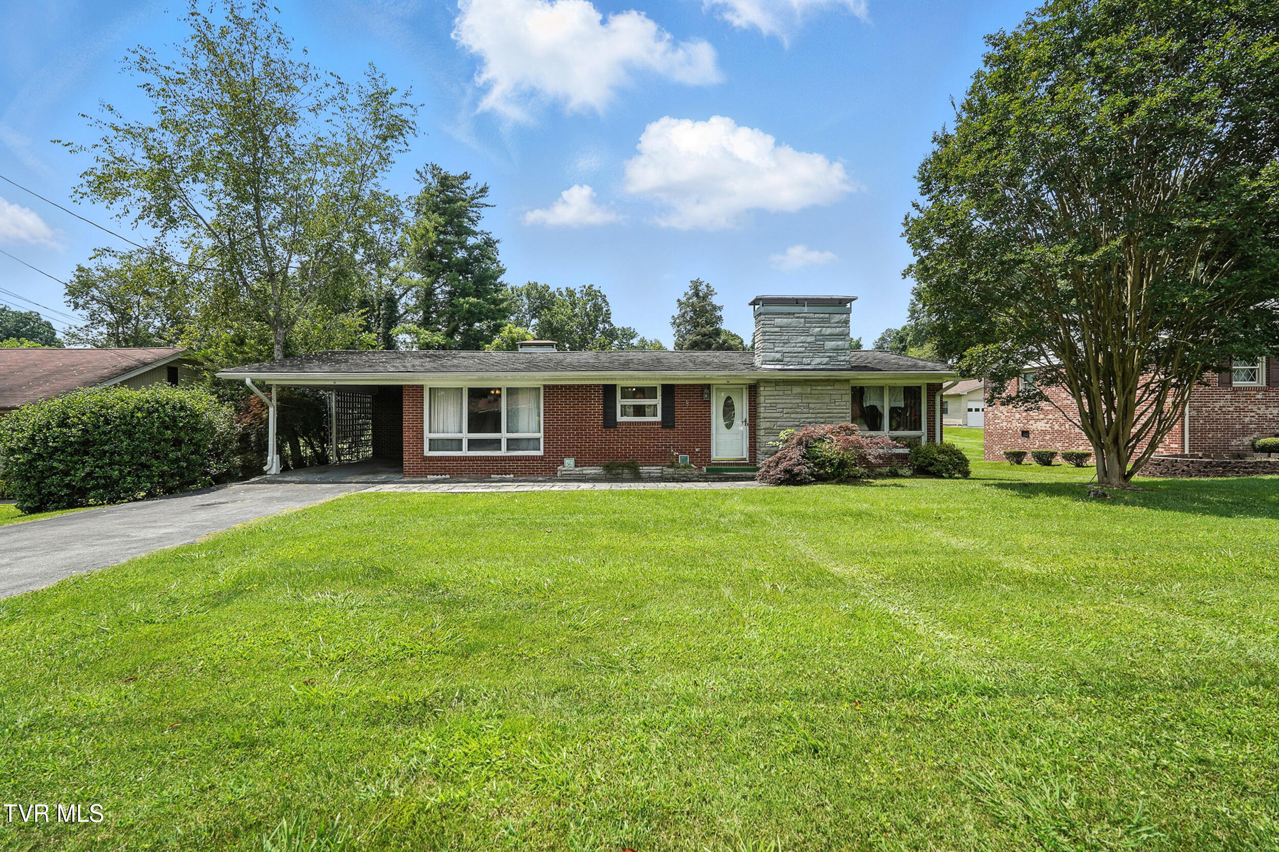 109 Walton Court Property Photo