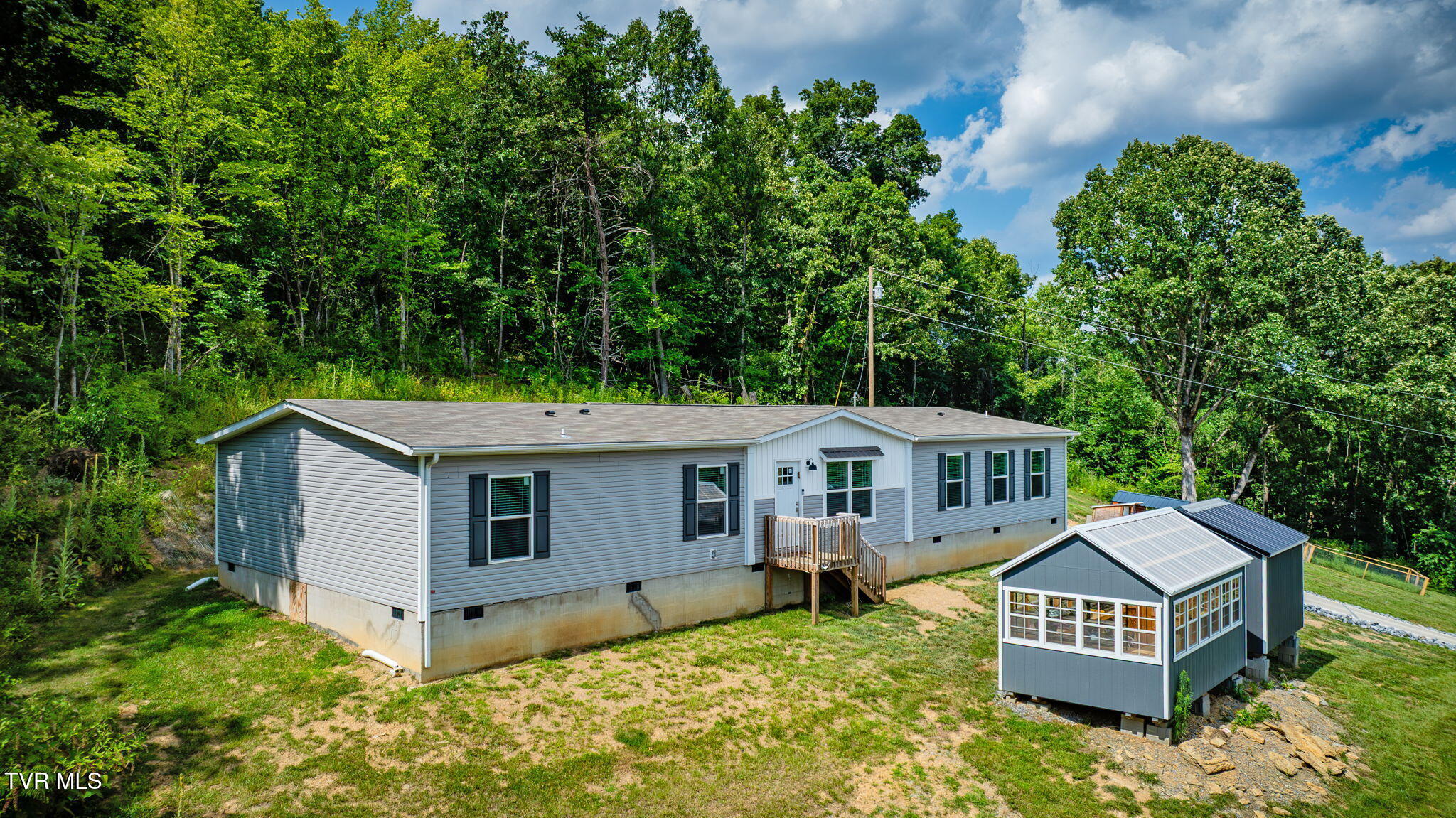 1400 Stoneybrook Drive Property Photo
