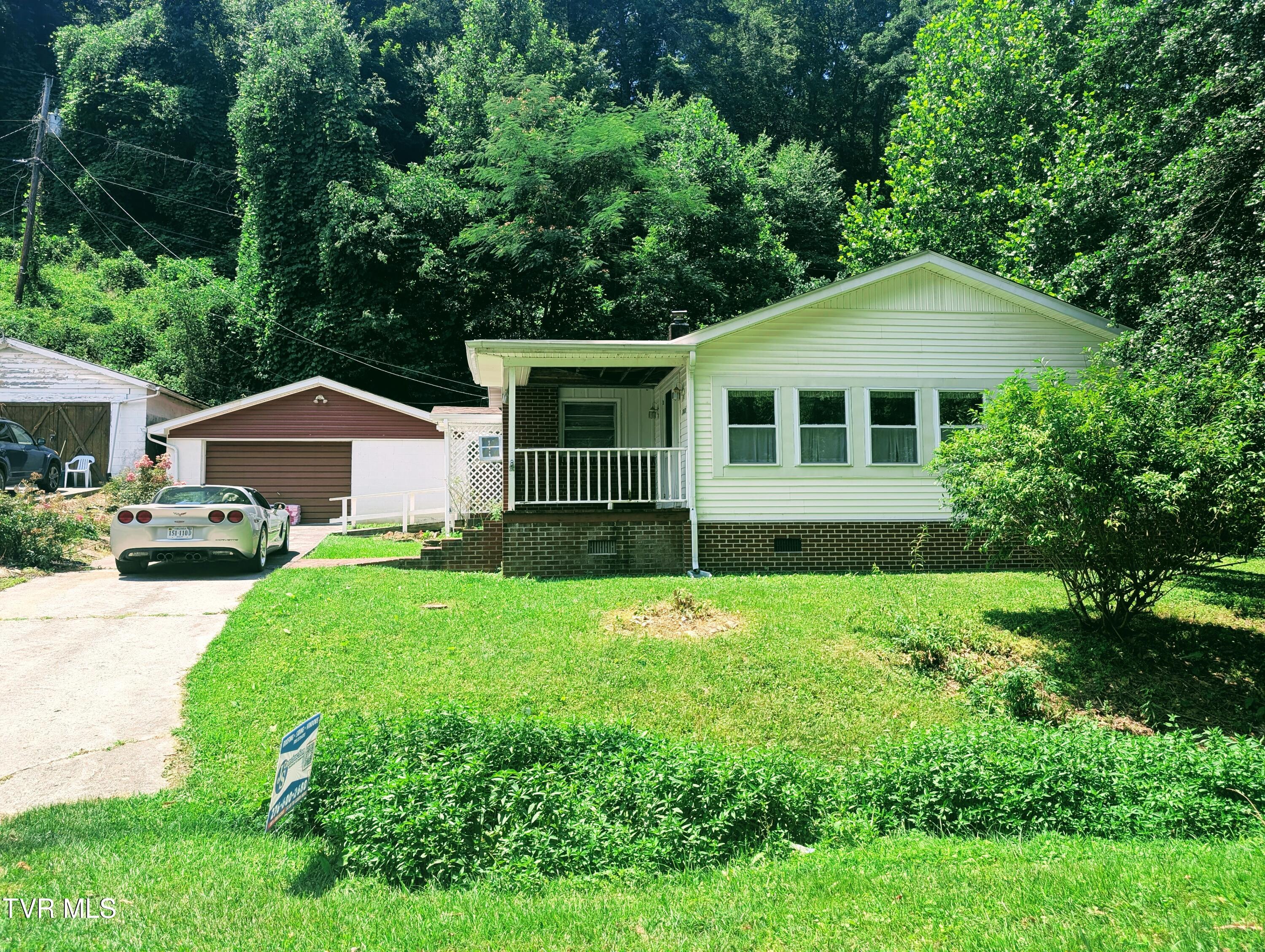 10632 Sandlick Road Property Photo 1