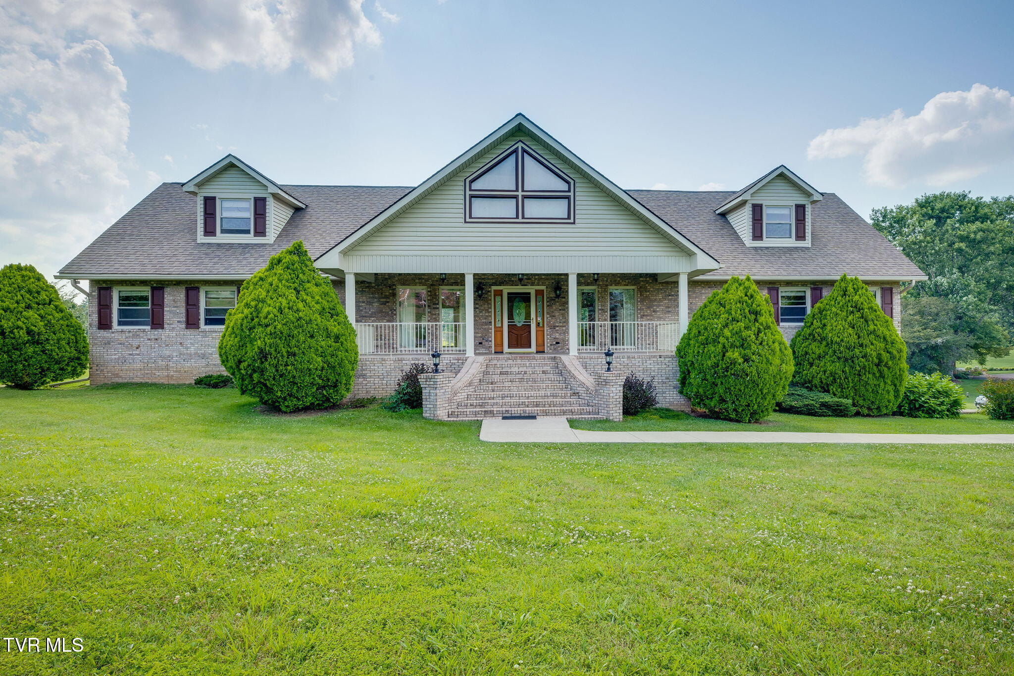 6125 Old Jonesboro Road Property Photo